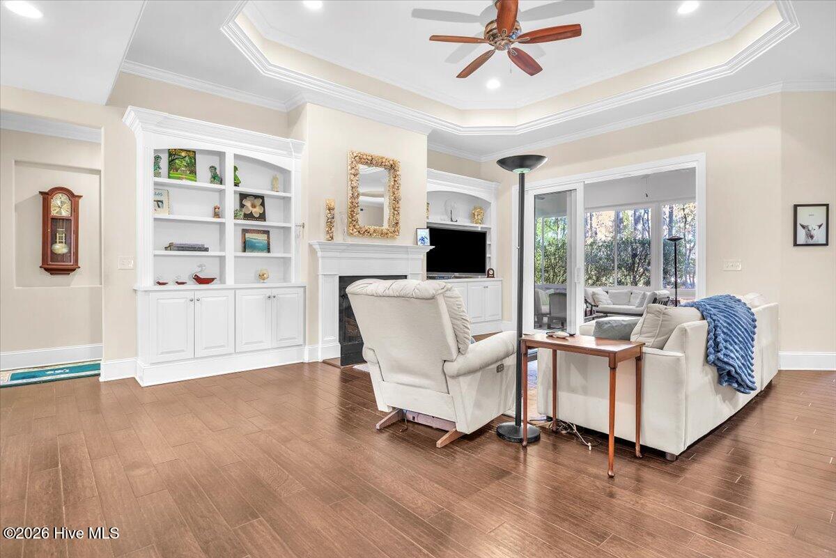 100556407 | Photo 15