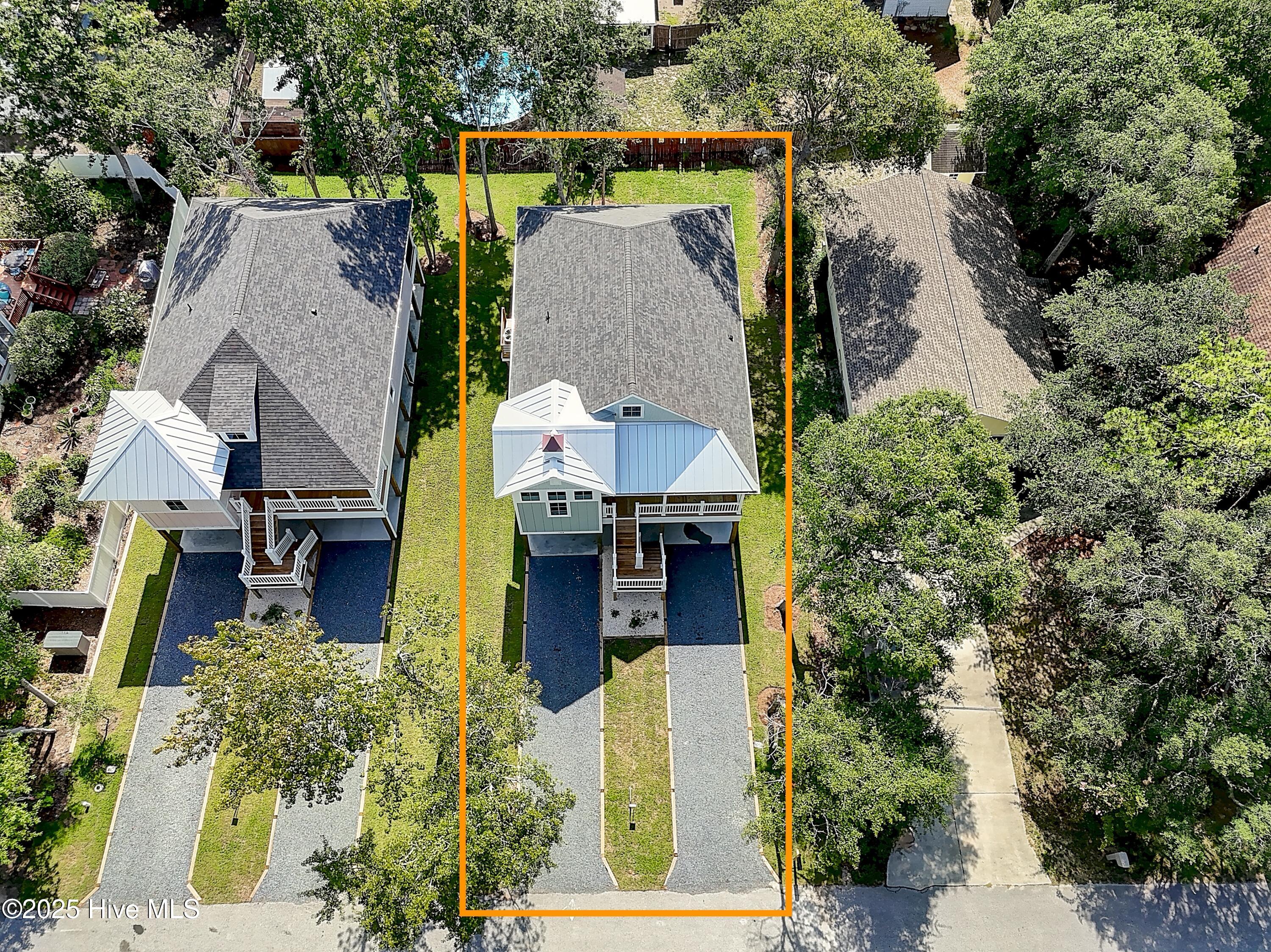 100502884 | Photo 57