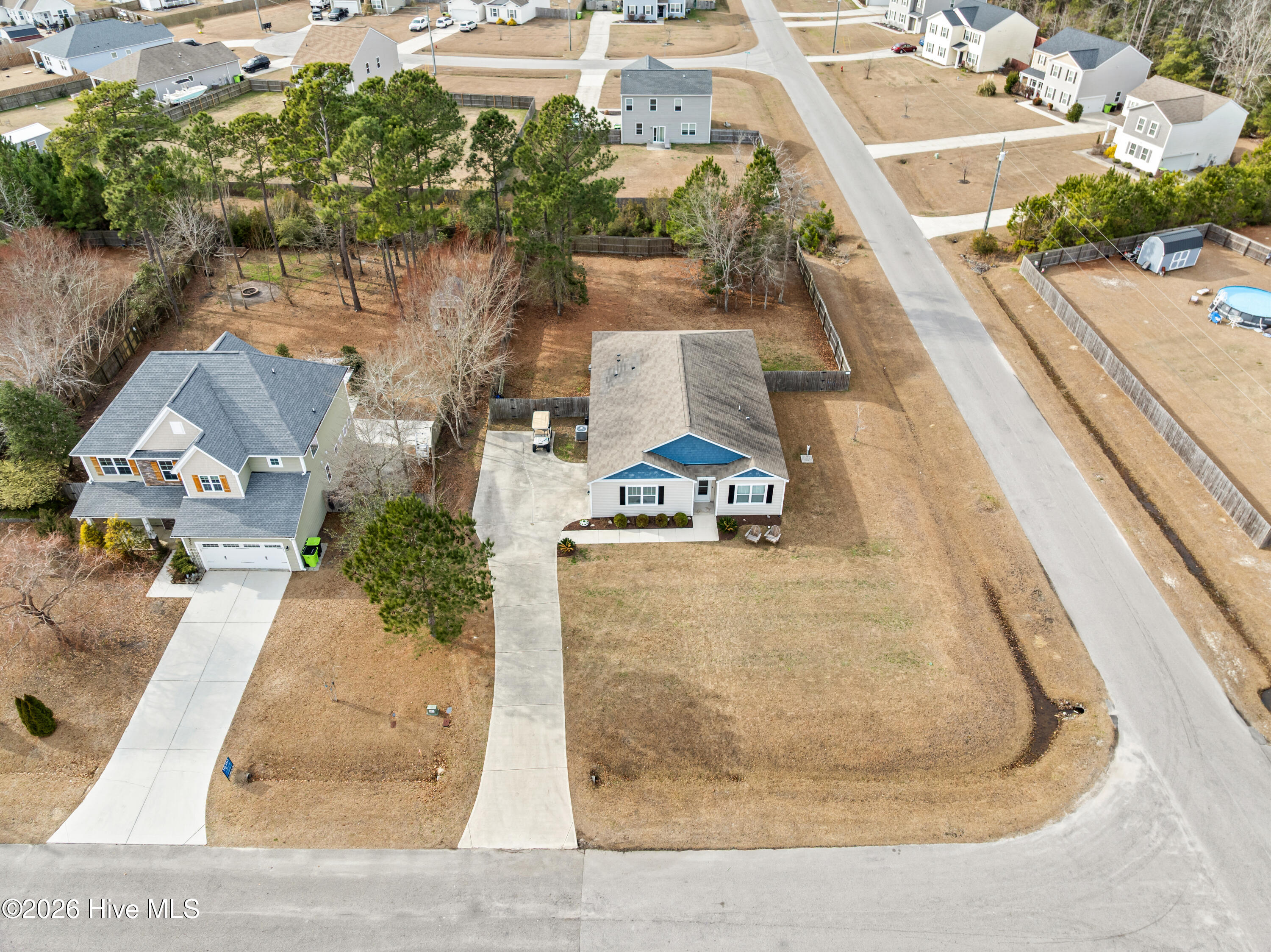 100552885 | Photo 33