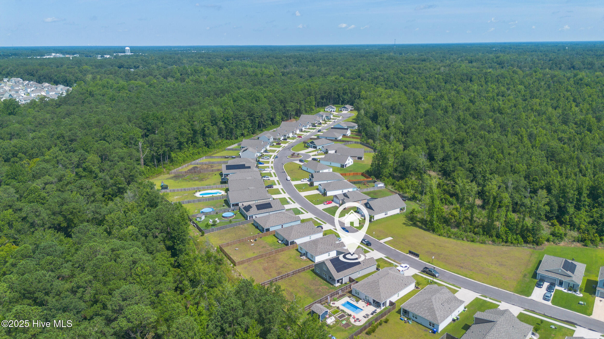 100518260 | Photo 42