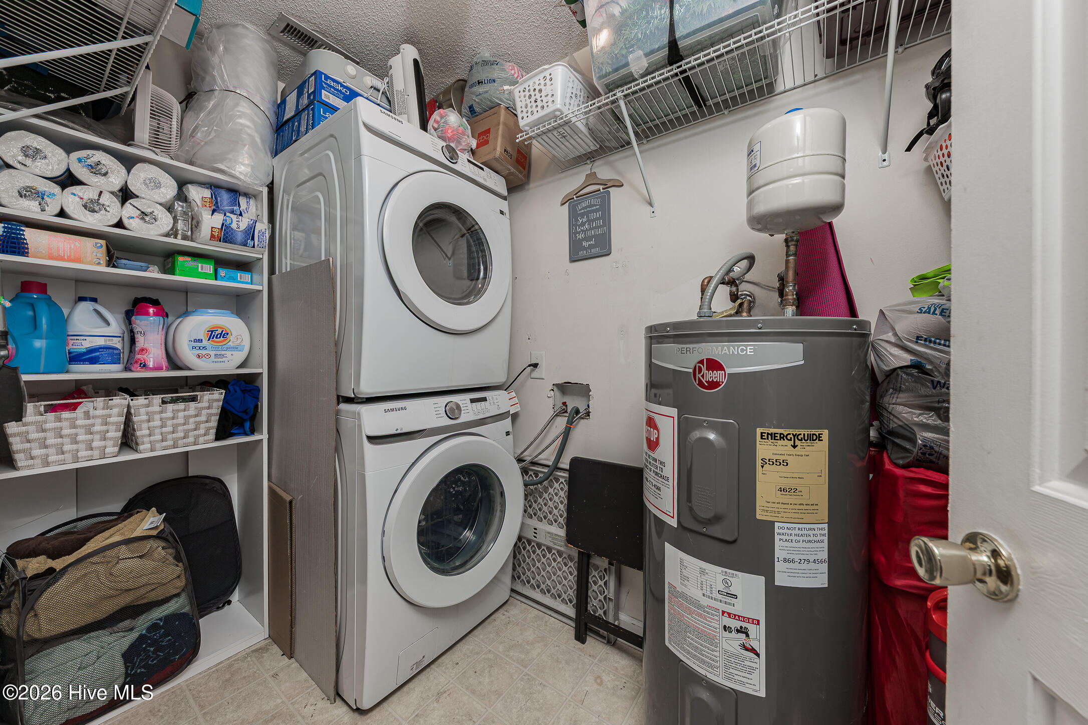 100562596 | Photo 16