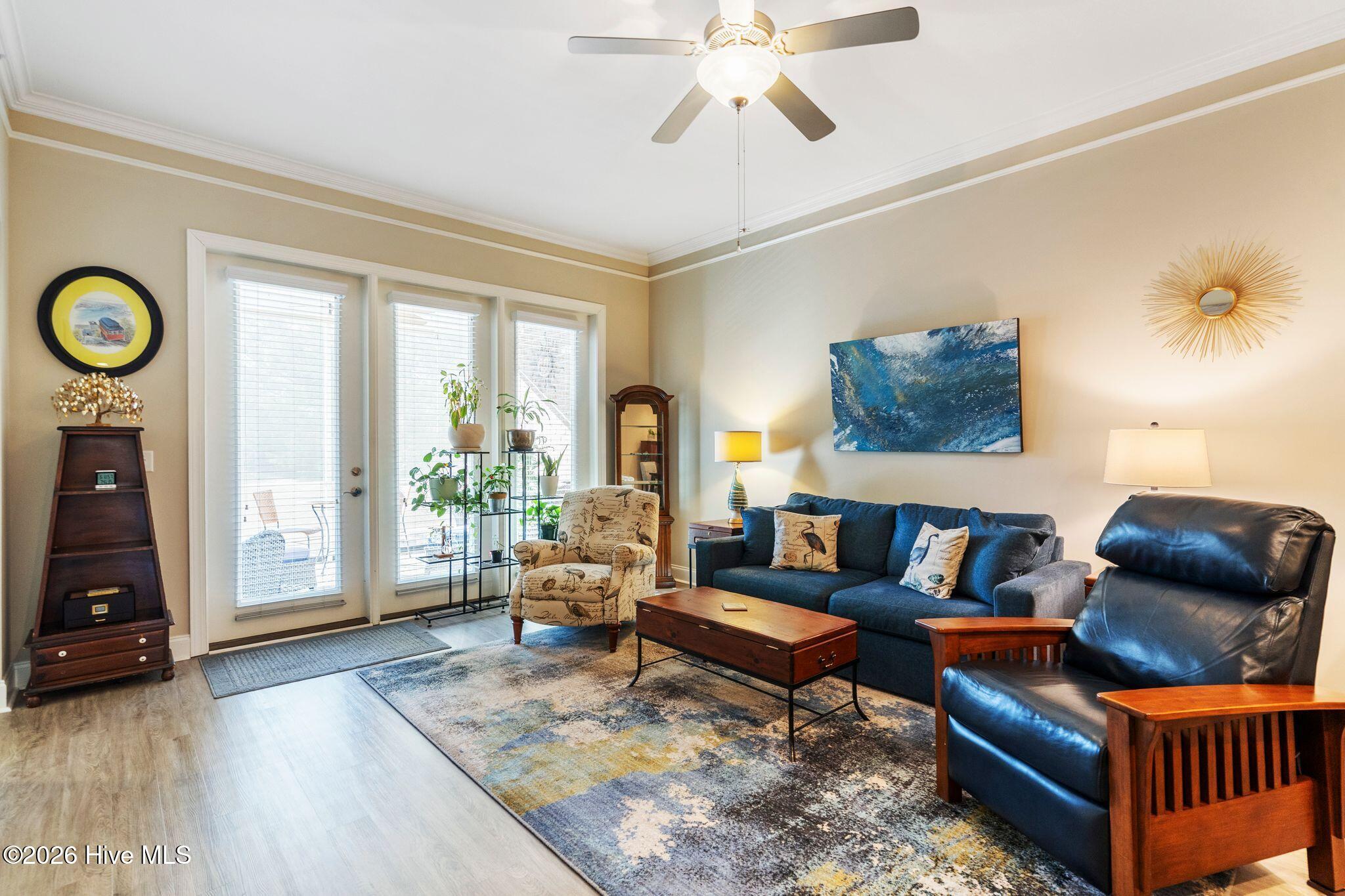 100555450 | Photo 19