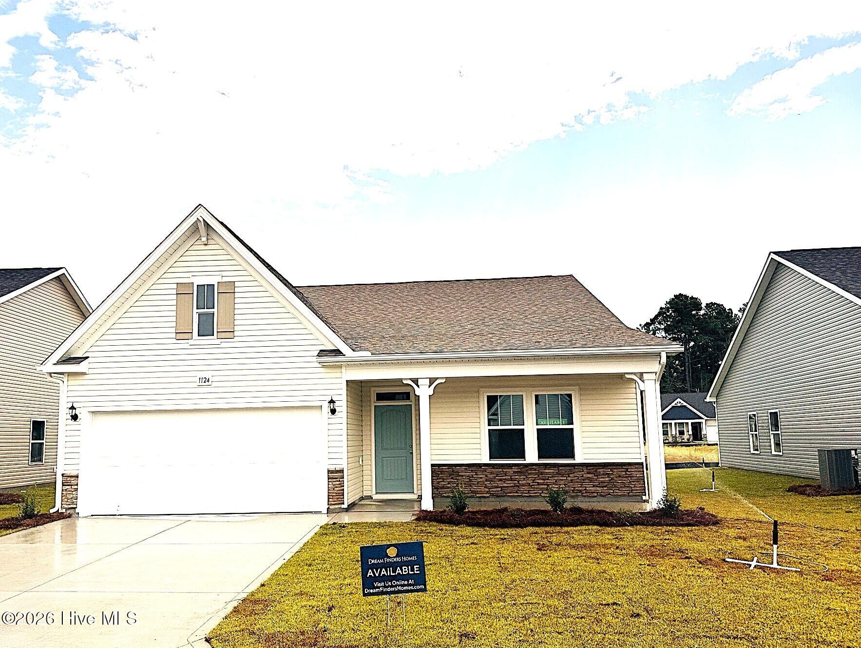 Listing photograph for 1124 Forest Bend Drive NW, Calabash, NC 28467