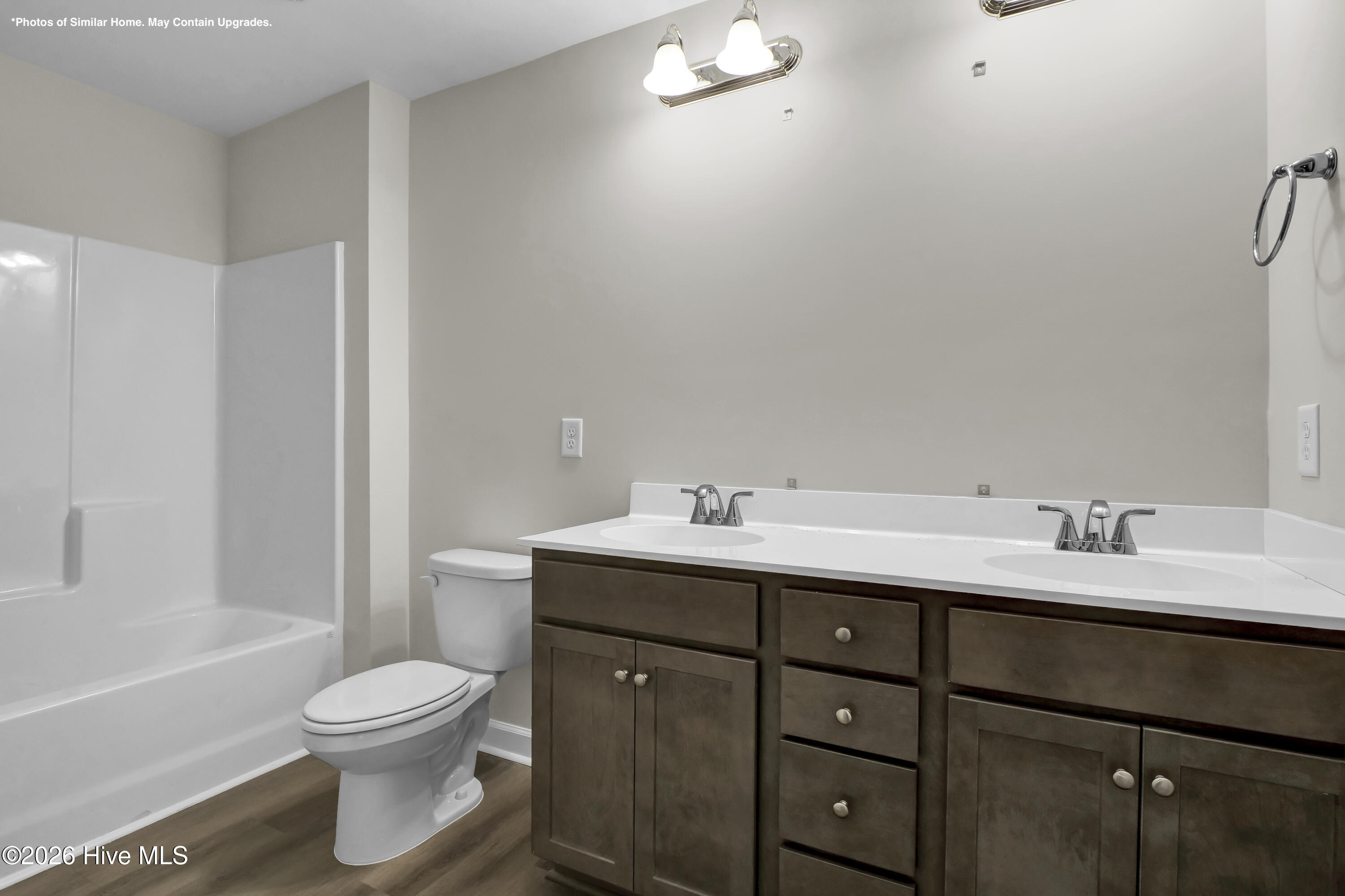 100556366 | Photo 20