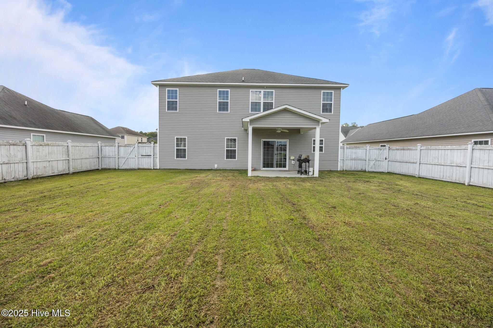 100555918 | Photo 45