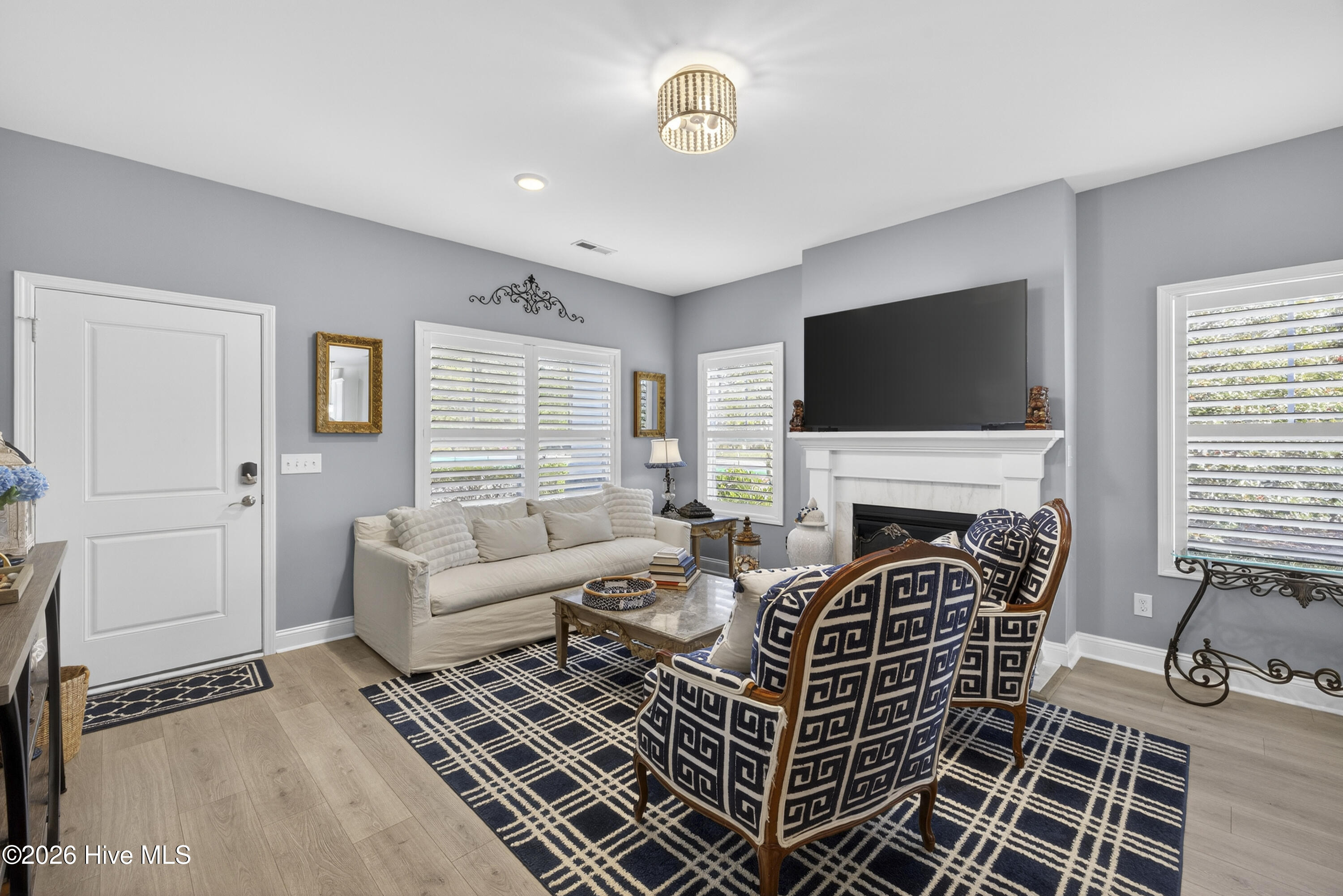 1654BrattonCourt-11 (1)