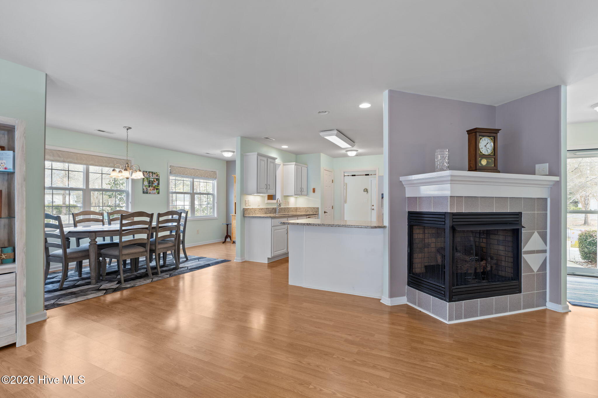 100563135 | Photo 10