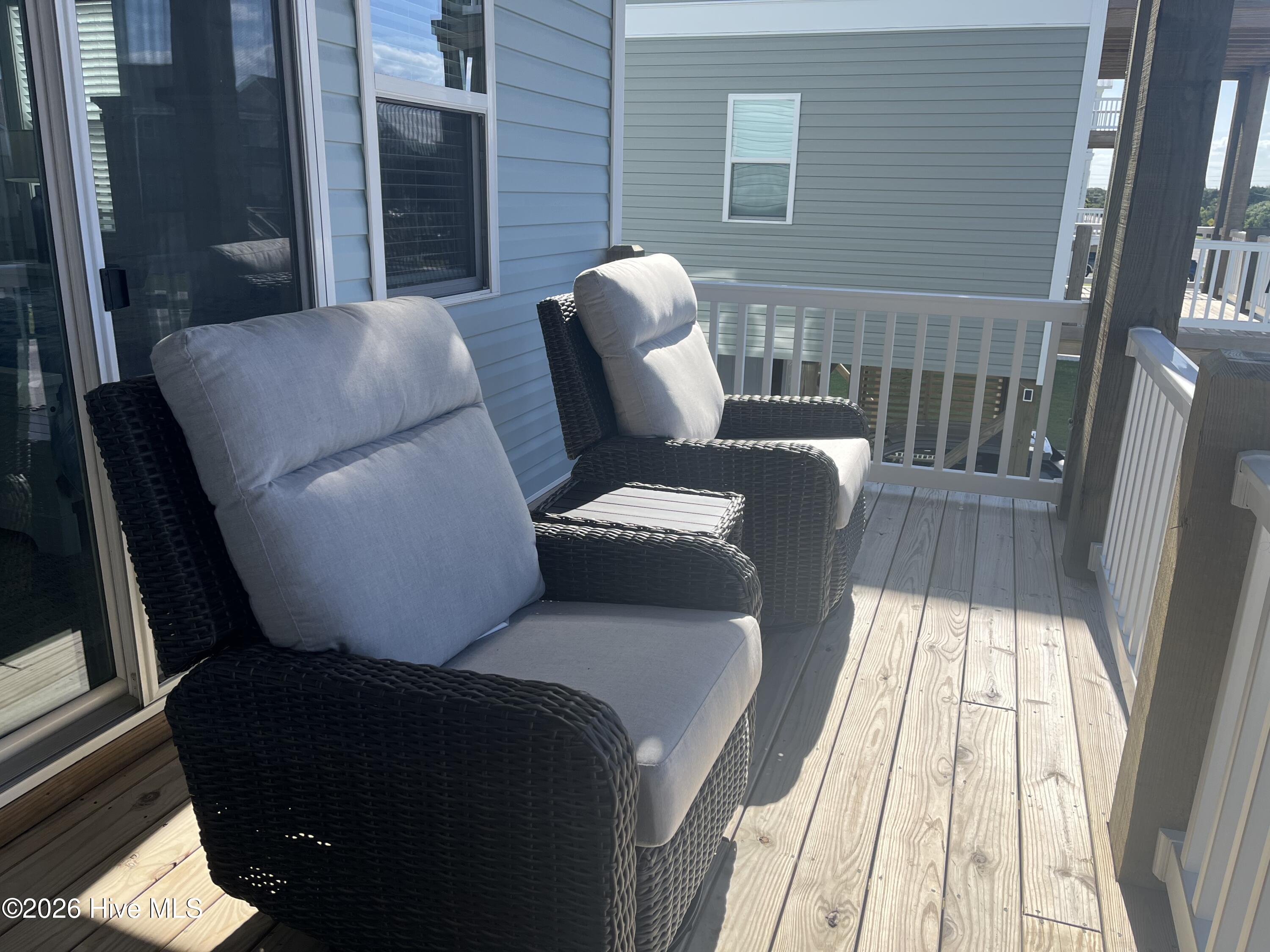 Deck off primary
