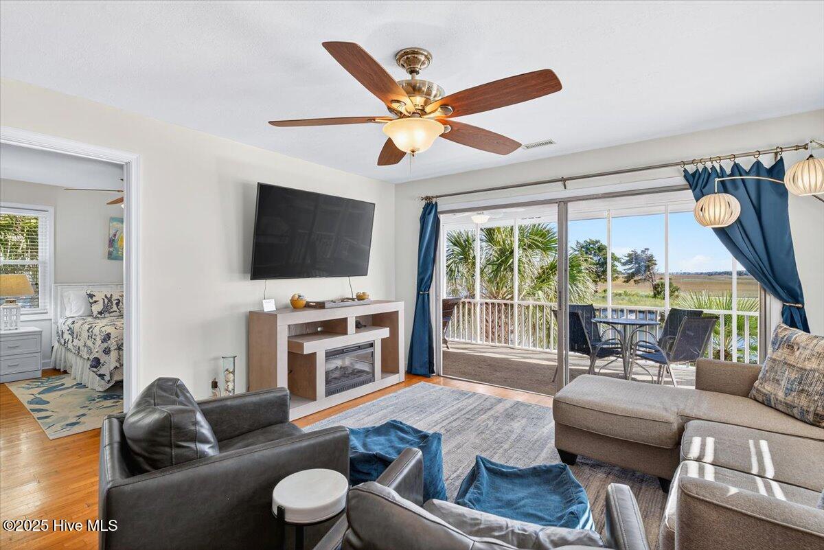 100538362 | Photo 17