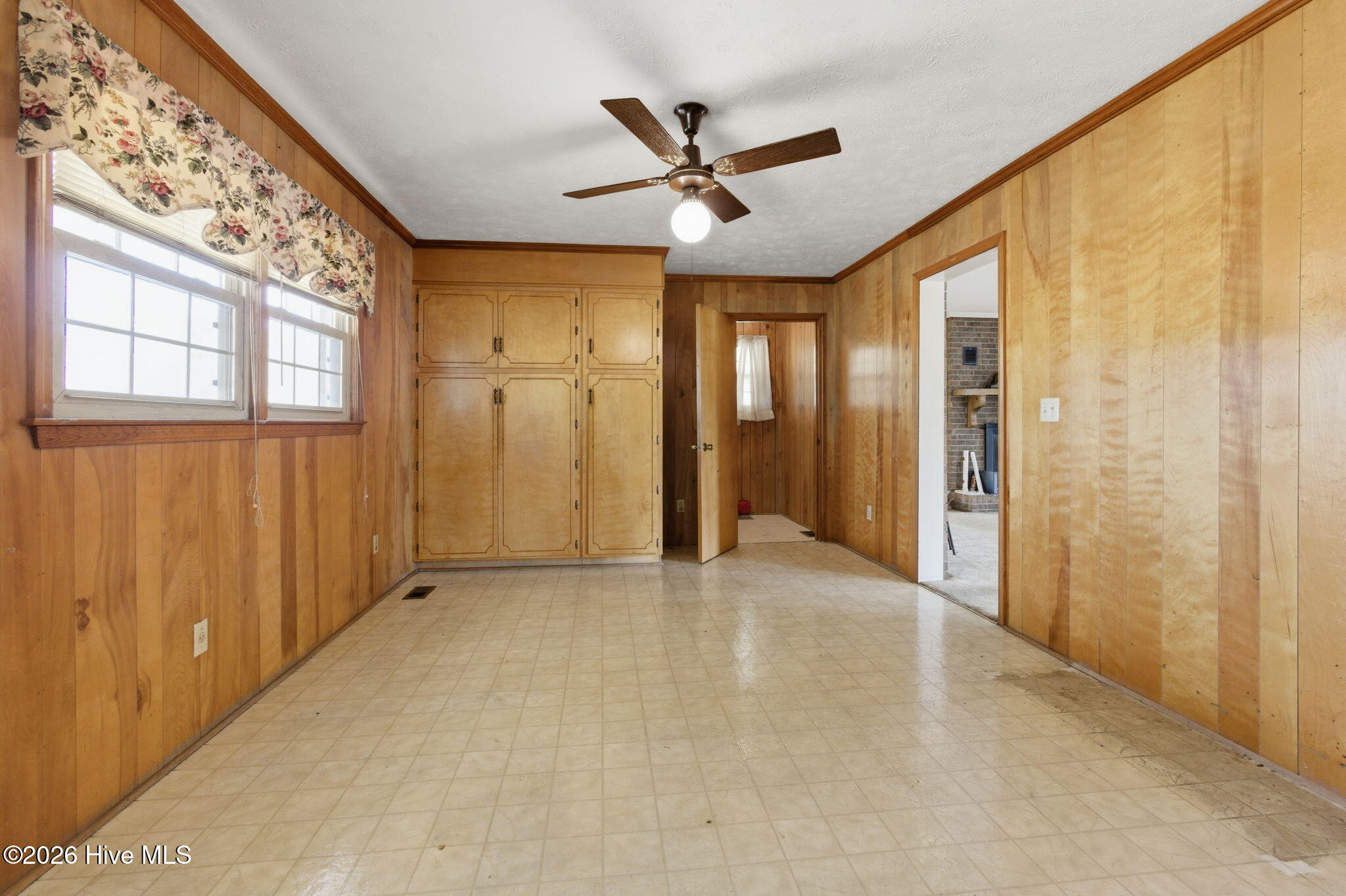 100564416 | Photo 14