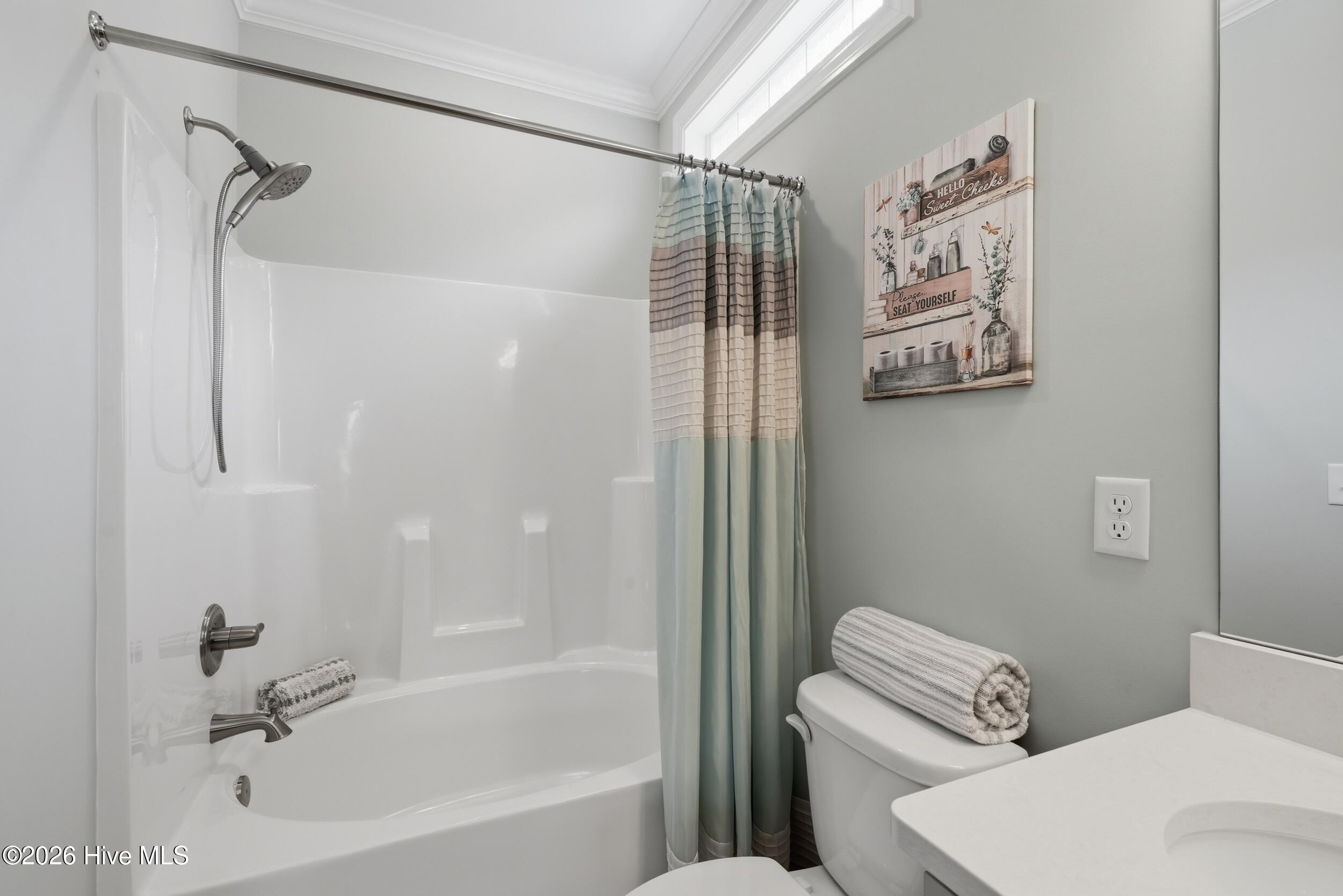 100565779 | Photo 36