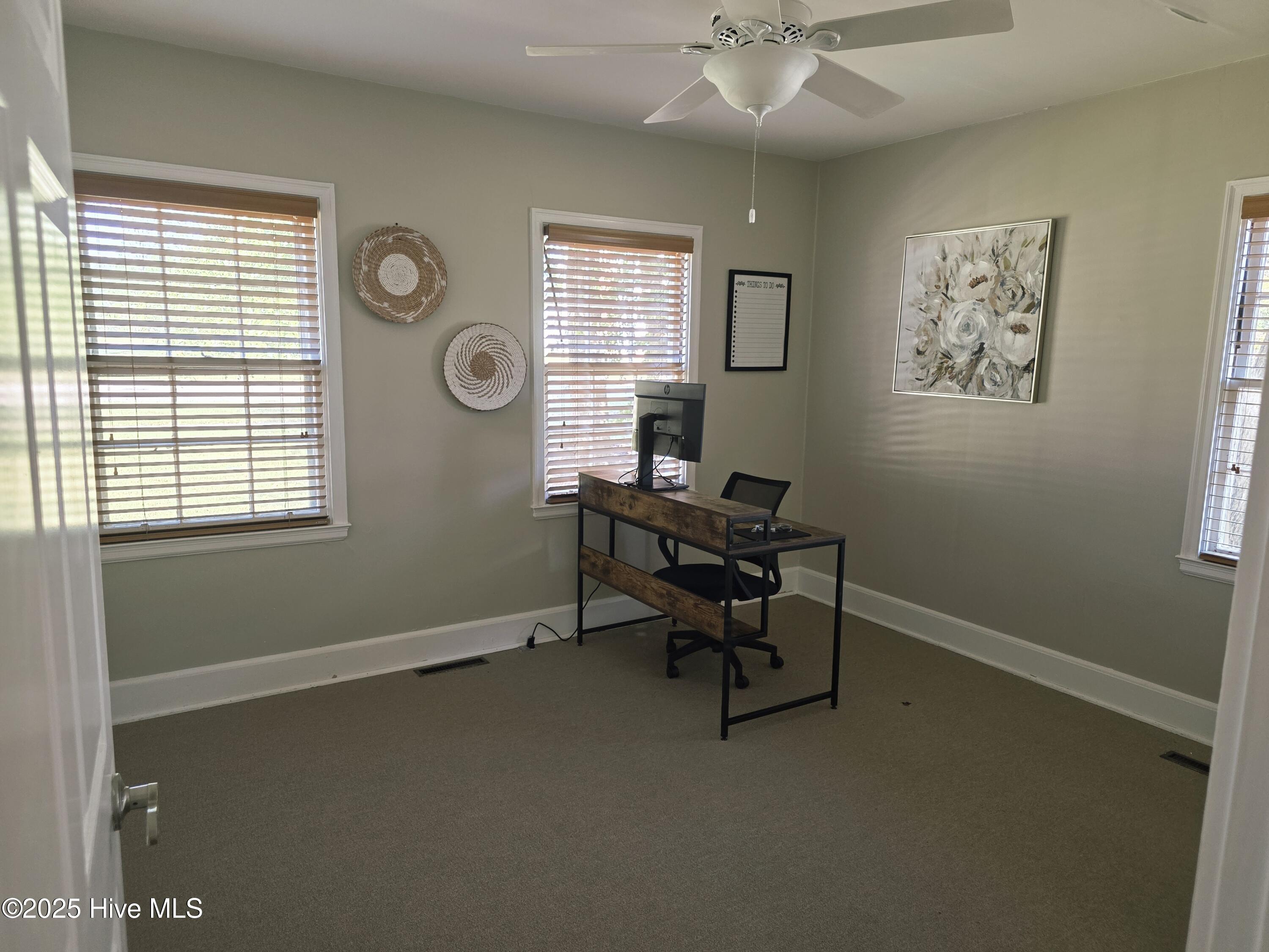 100537644 | Photo 17