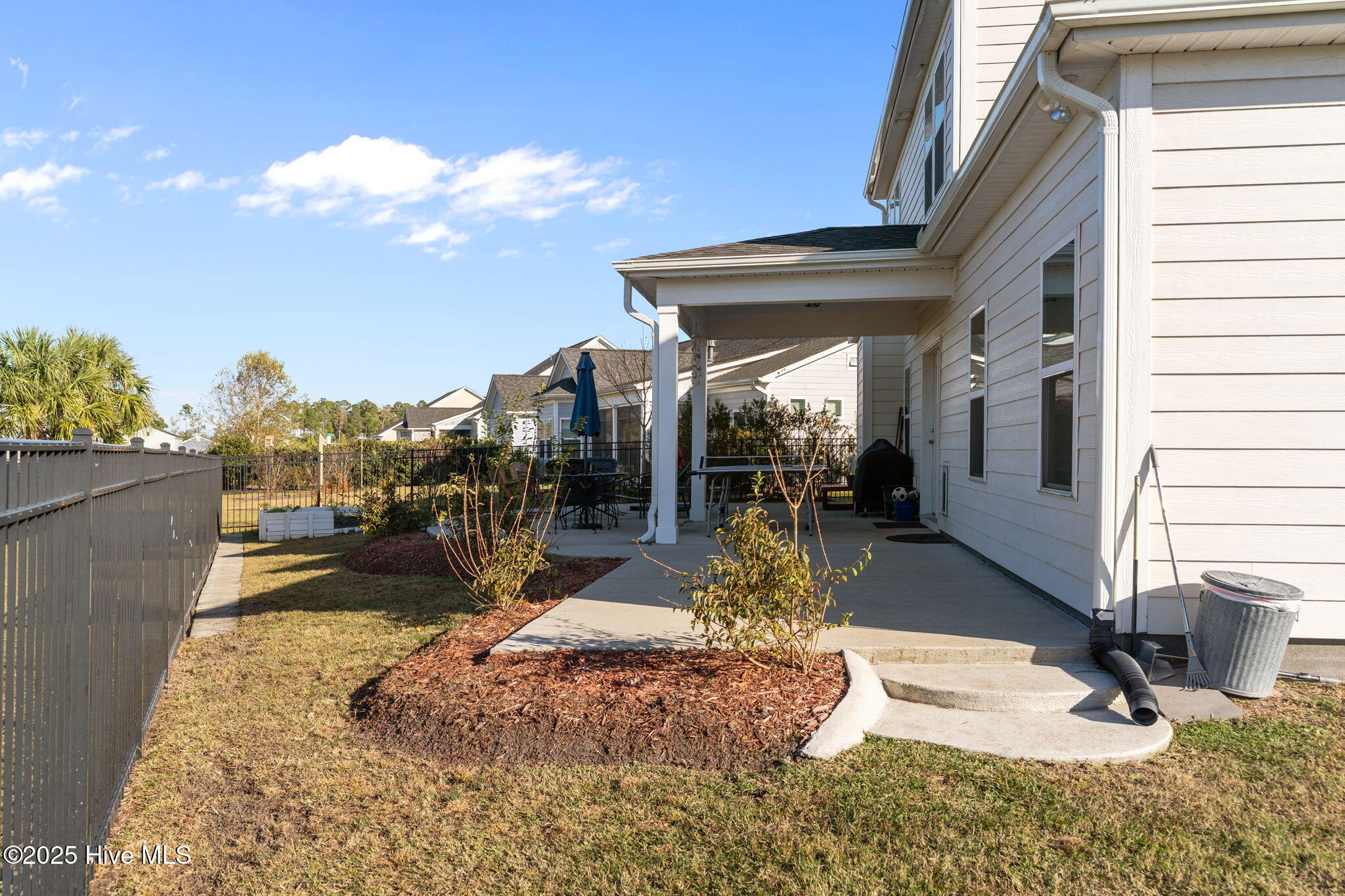 100542134 | Photo 49