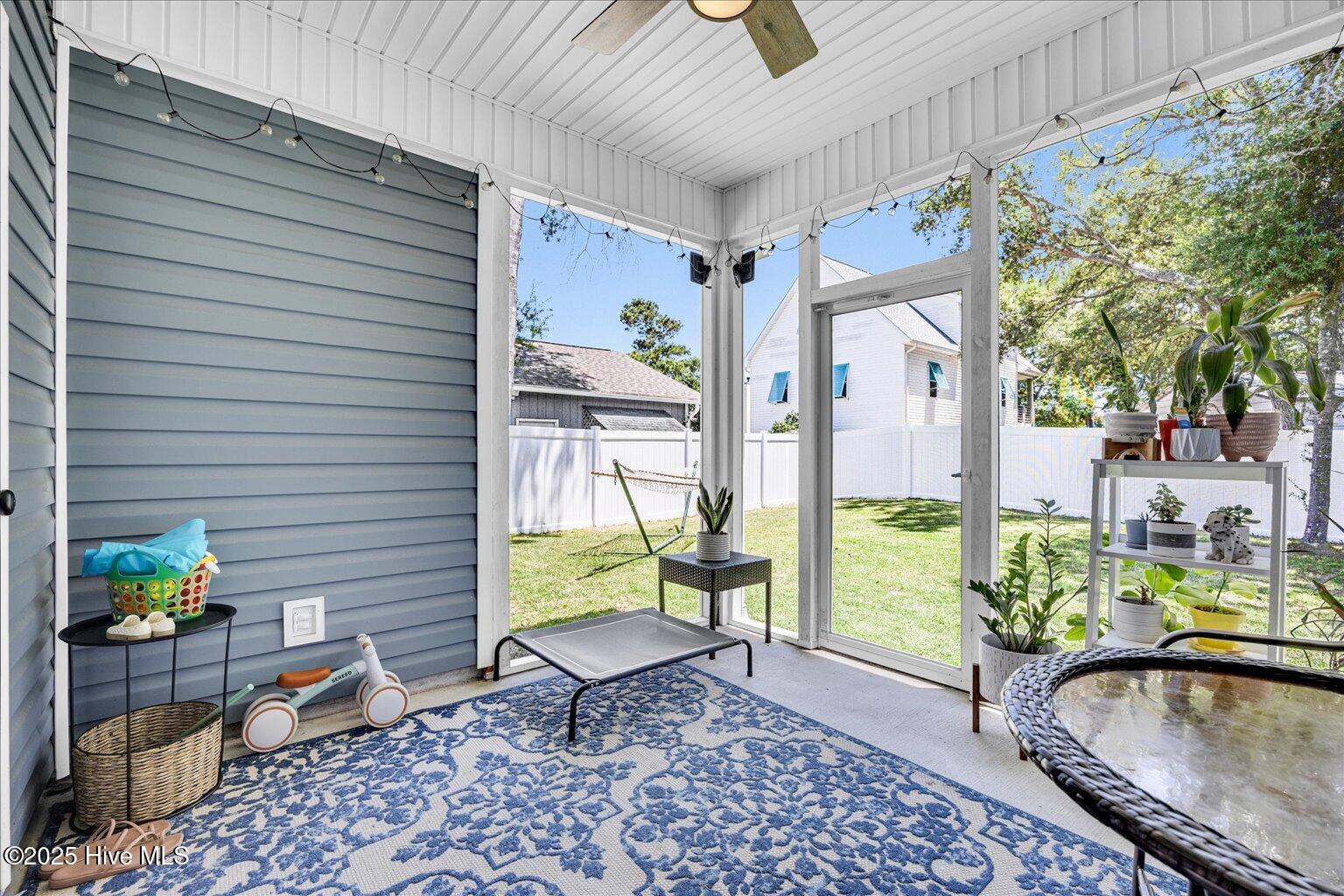 100516141 | Photo 38