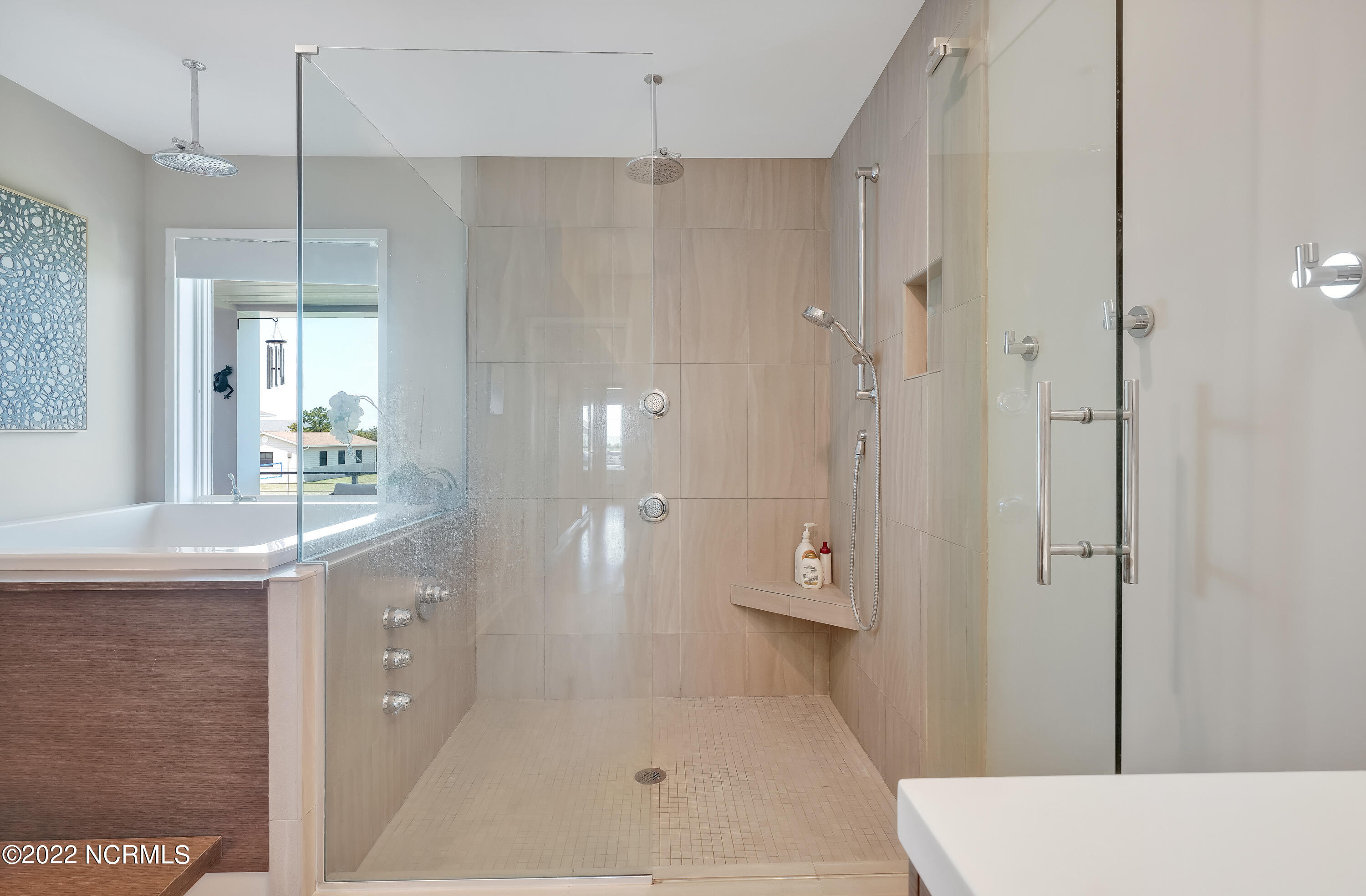 100462193 | Photo 36