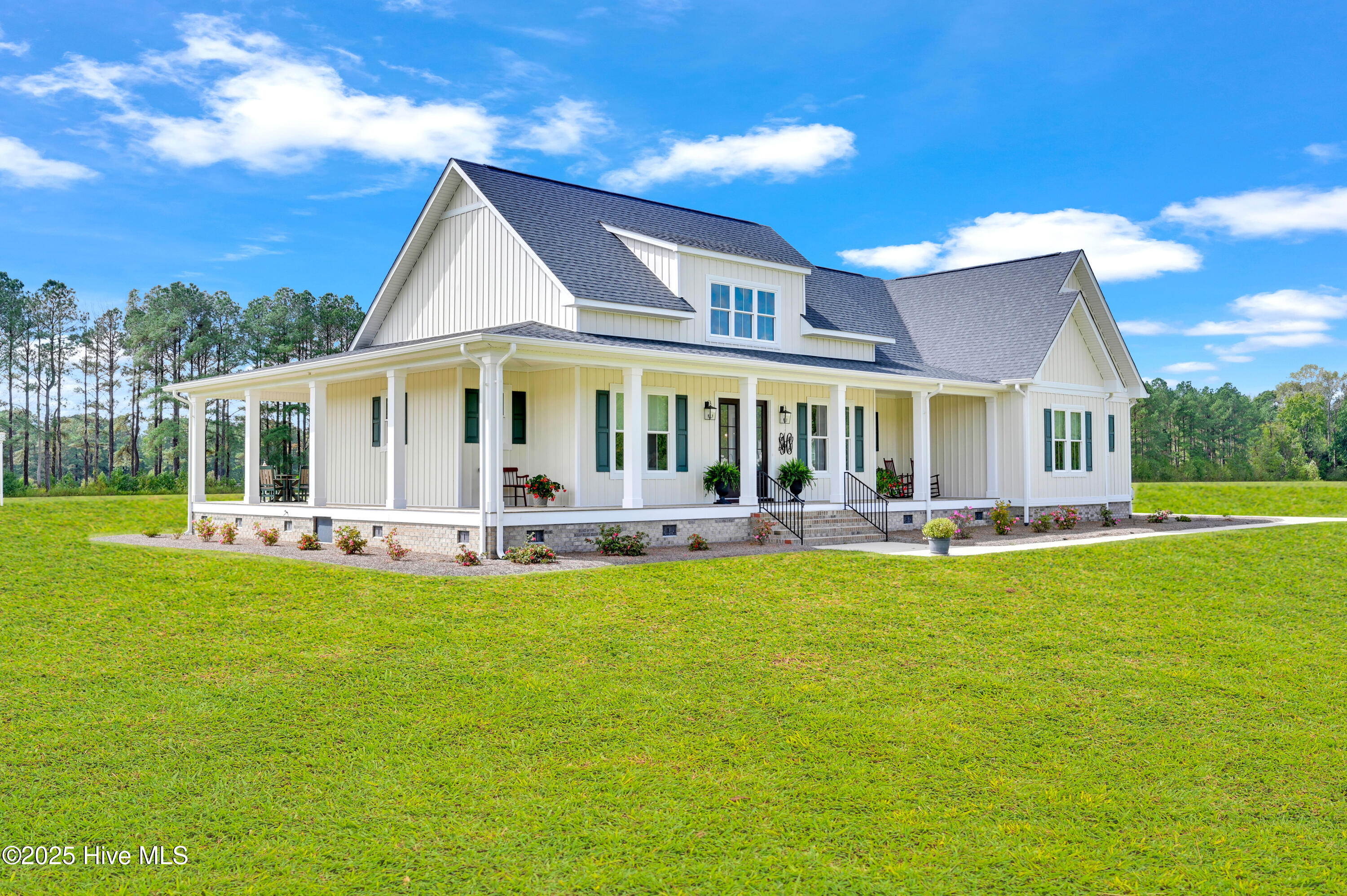 Homes for sale in Washington, NC | 260 Southwind Dr, Washington, NC 27889 | MLS# 100537416