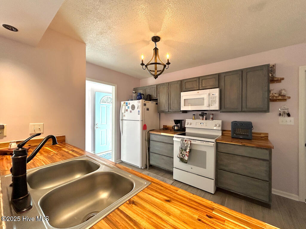 100540831 | Photo 27