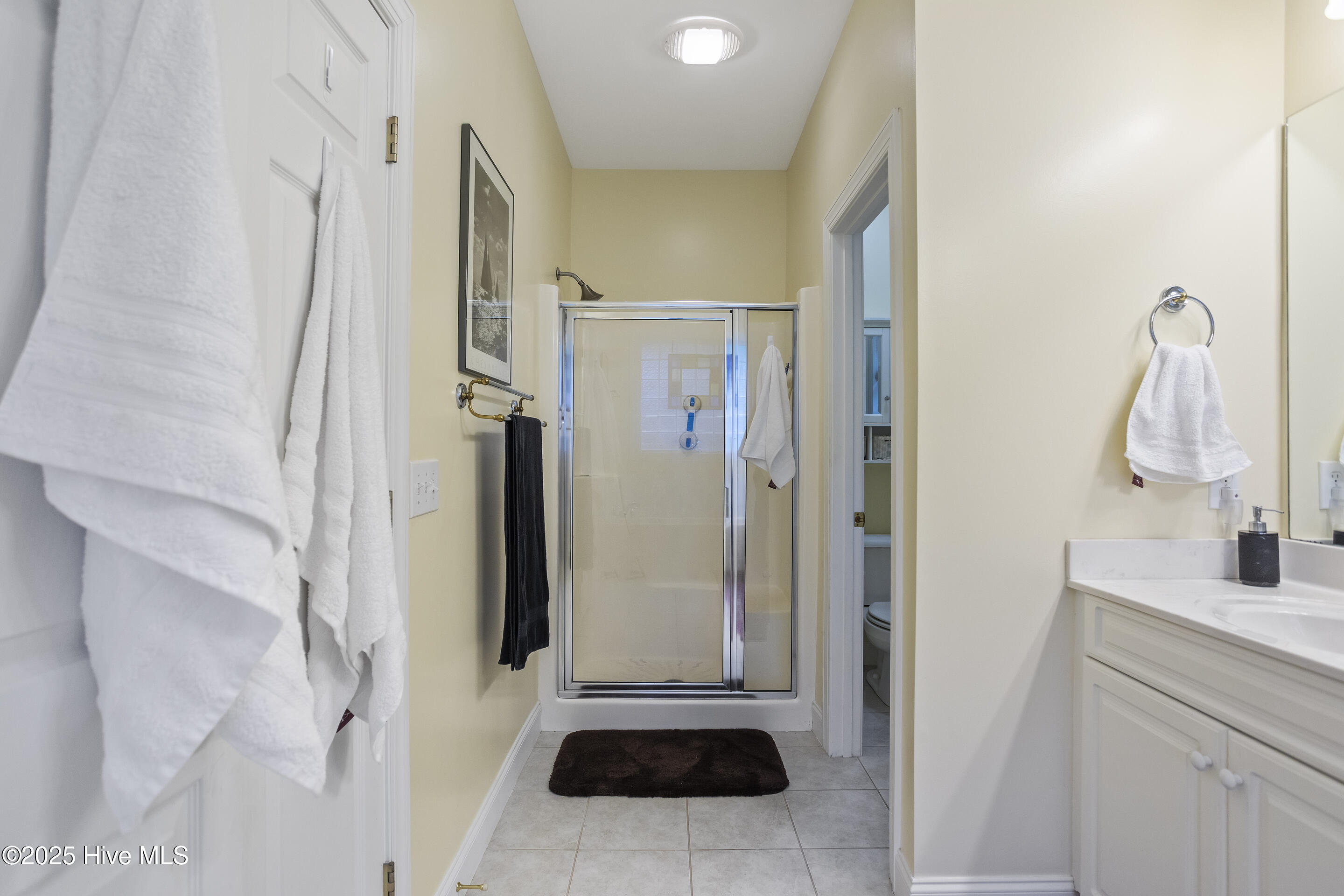 100528316 | Photo 35