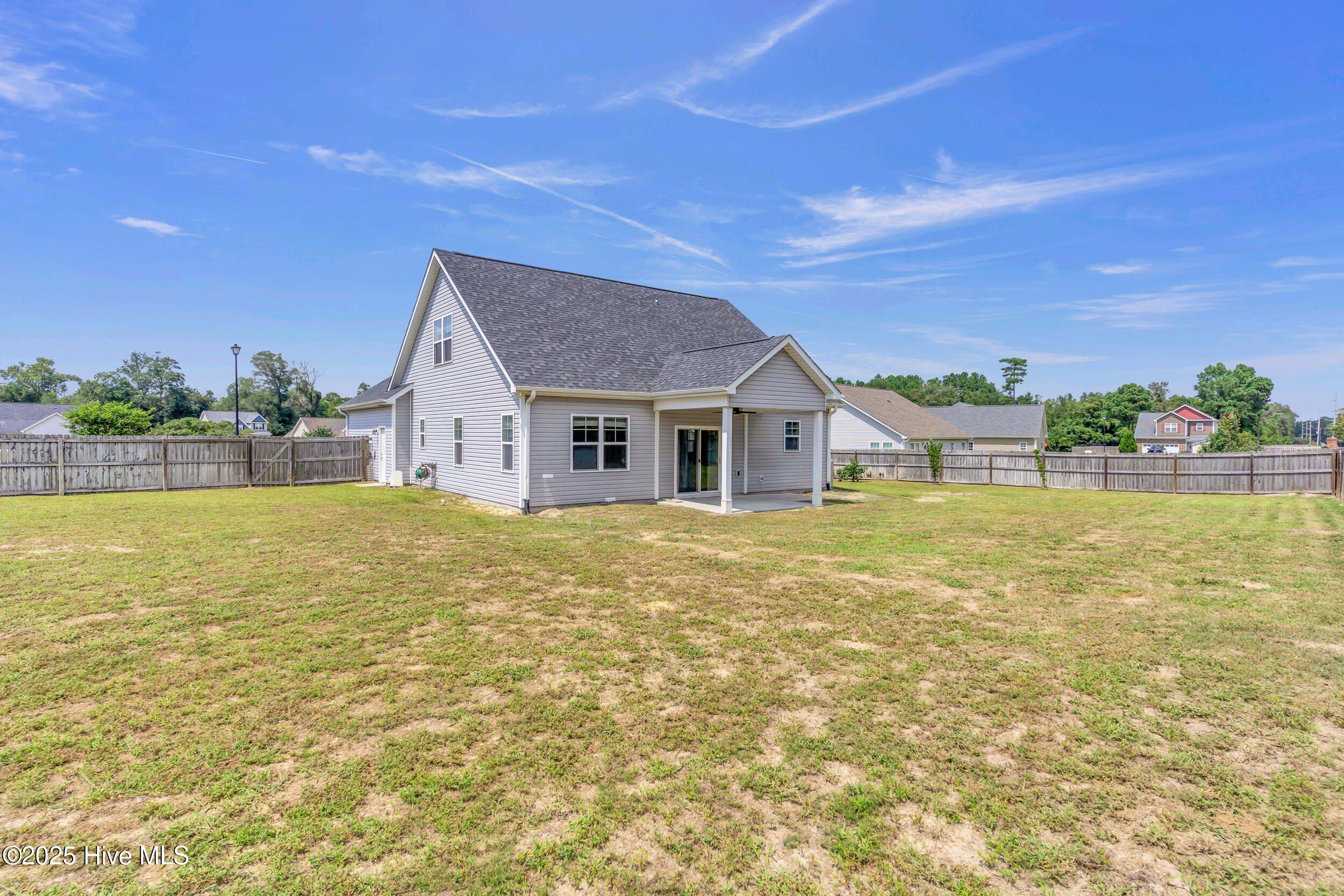 100526373 | Photo 29