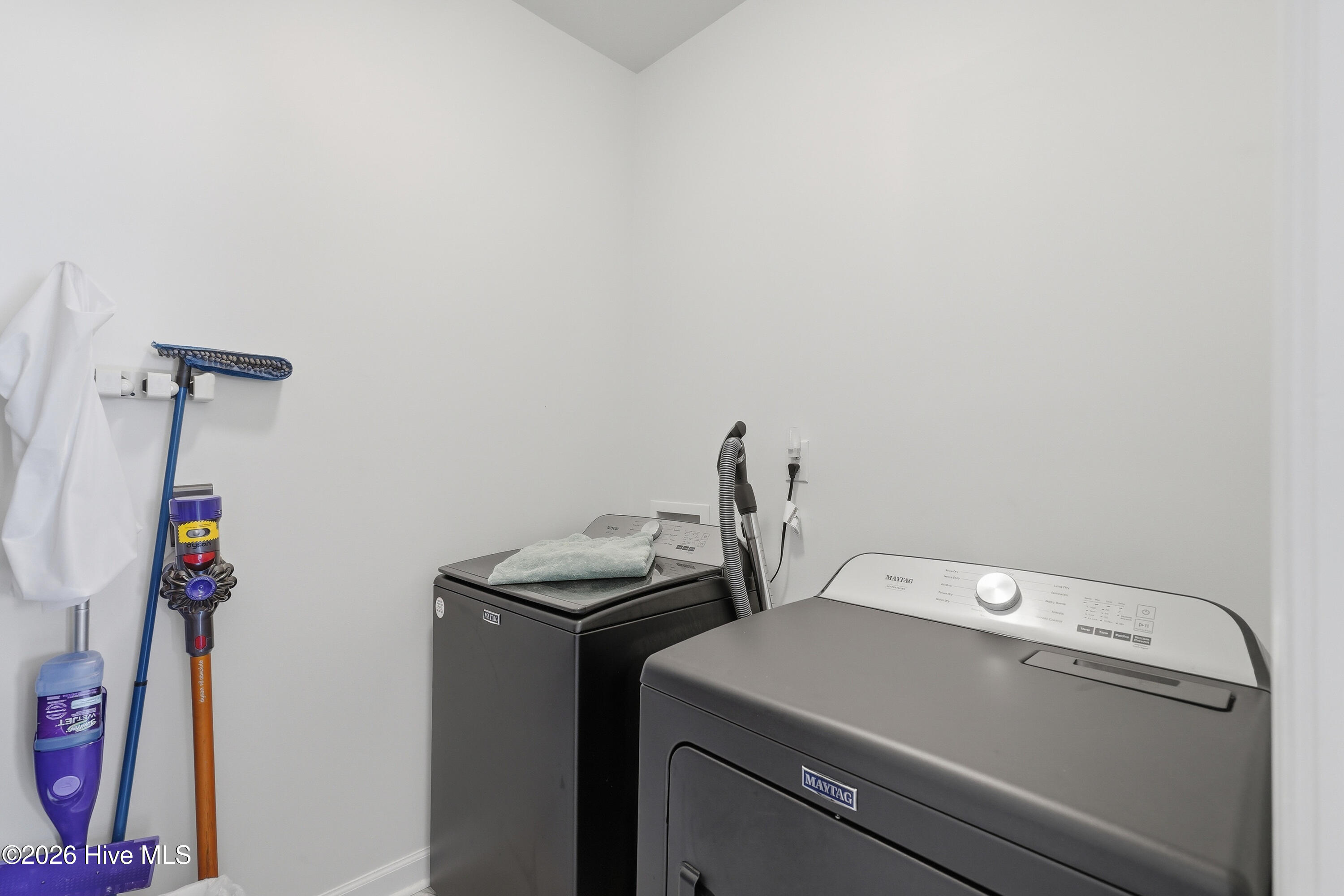 322 Inverness Drive,Hubert