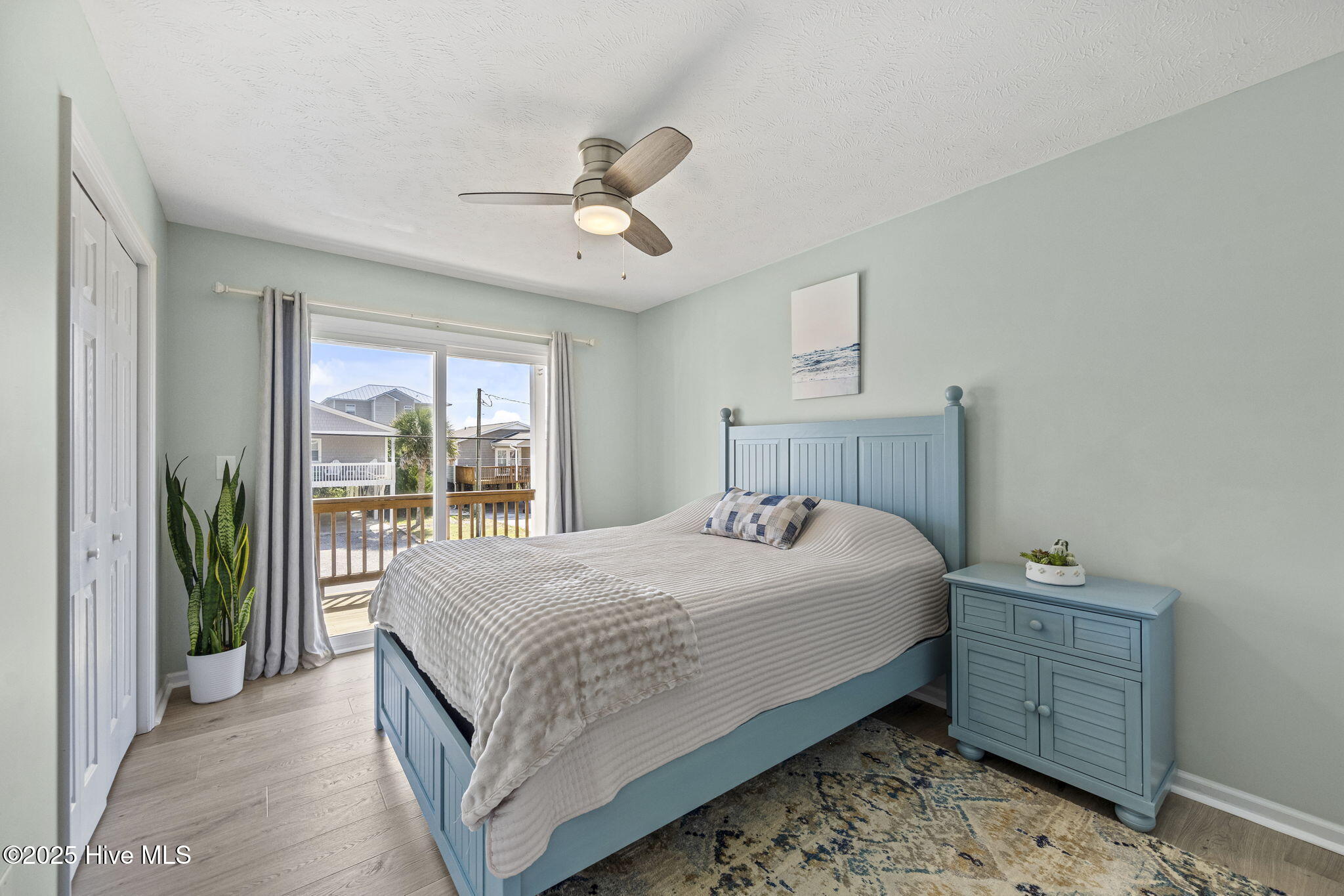 1417 N Topsail Drive, Surf City, NC 28445 – photo 24: 44-web-or-mls-_RAD6522