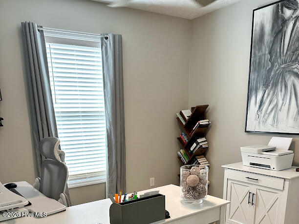 100560235 | Photo 37