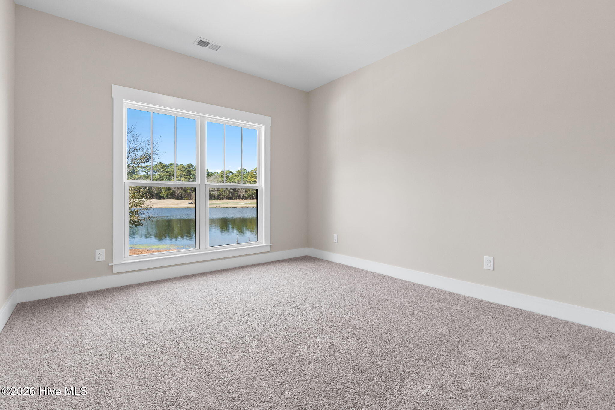 100537581 | Photo 51