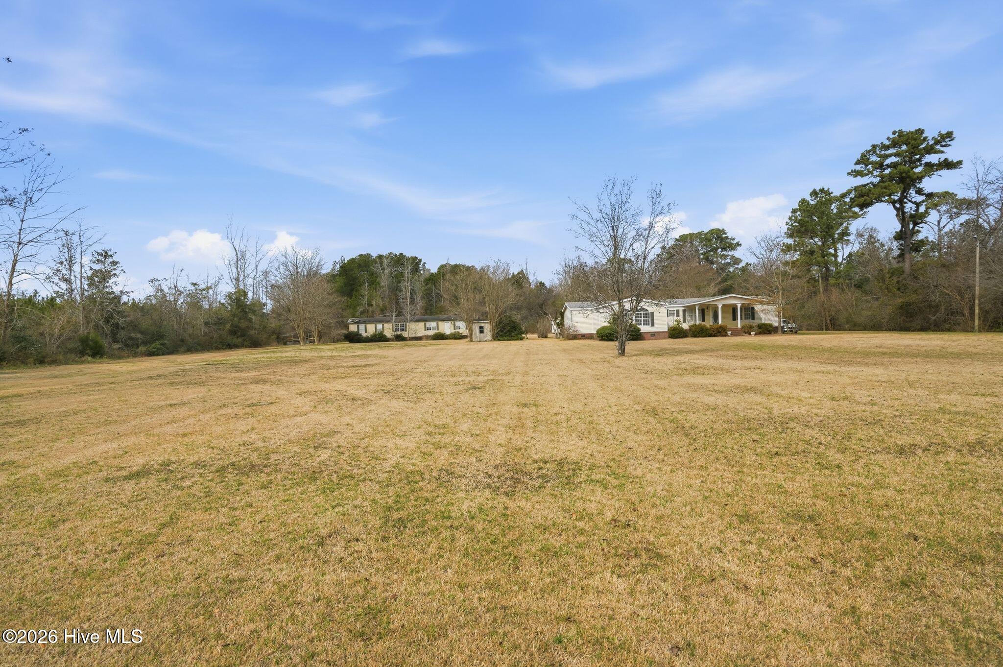 100556115 | Photo 23