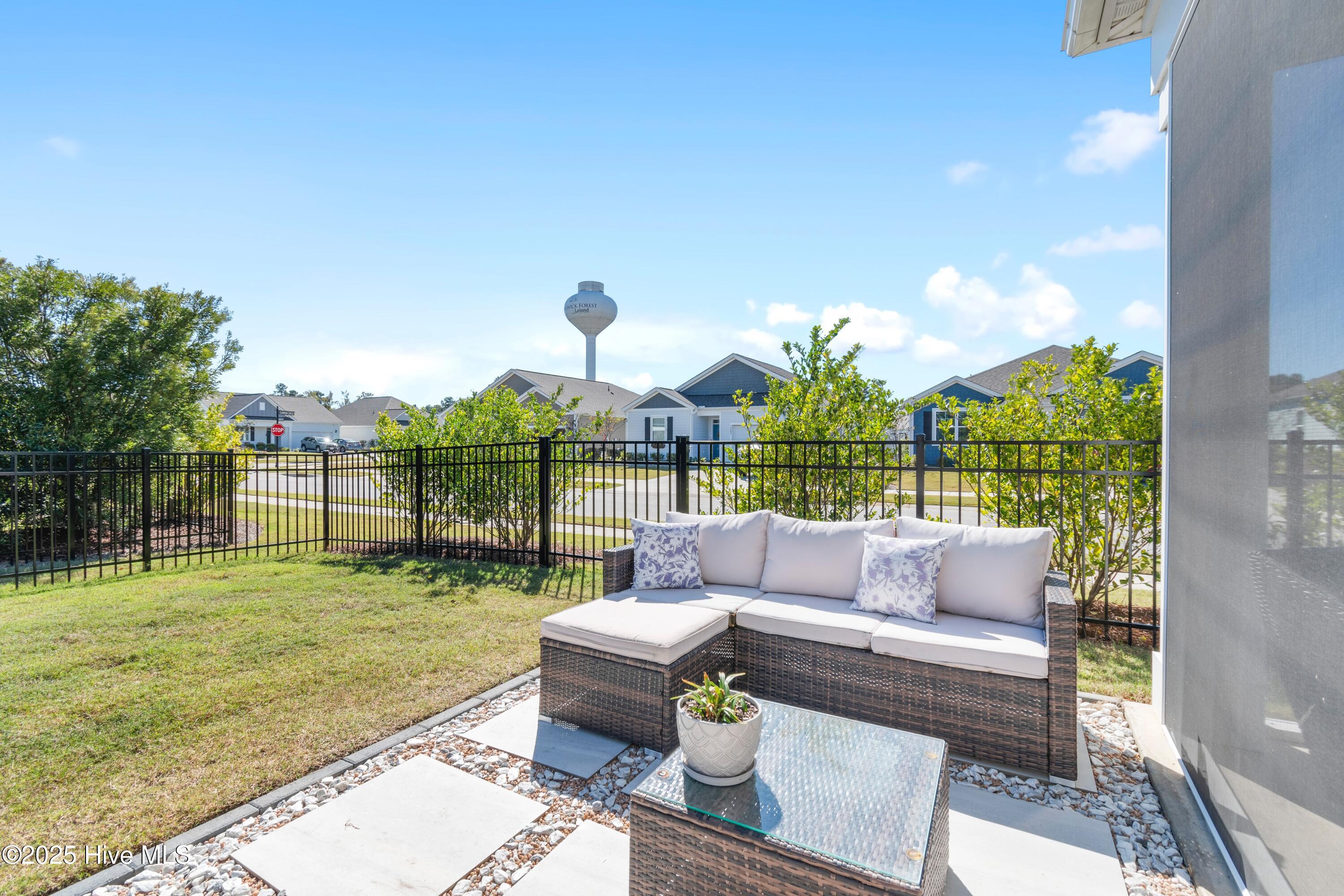 100538453 | Photo 37