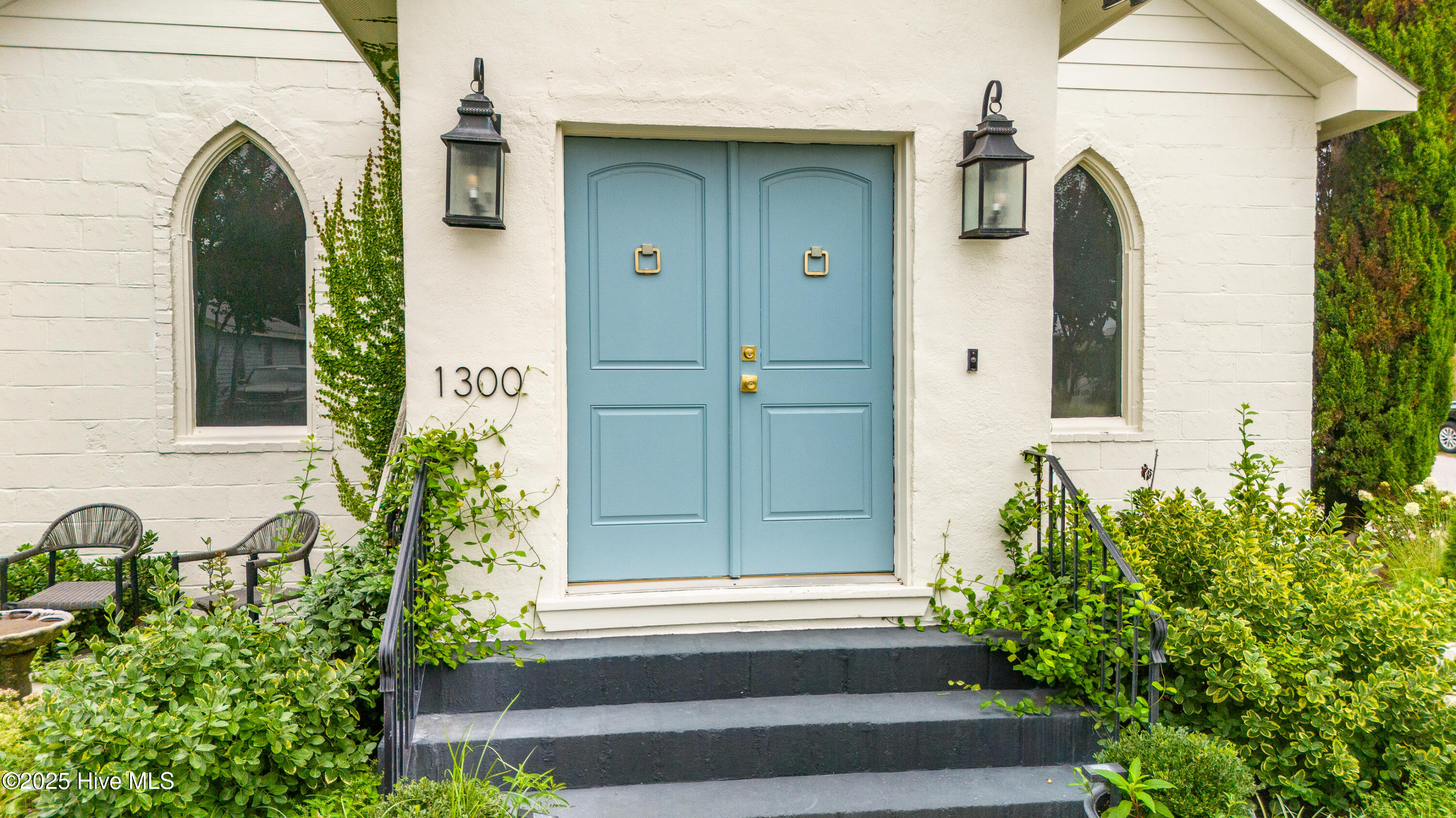 Homes for sale in Morehead City, NC | 1300 Evans St, Morehead City, NC 28557 | MLS# 100525950