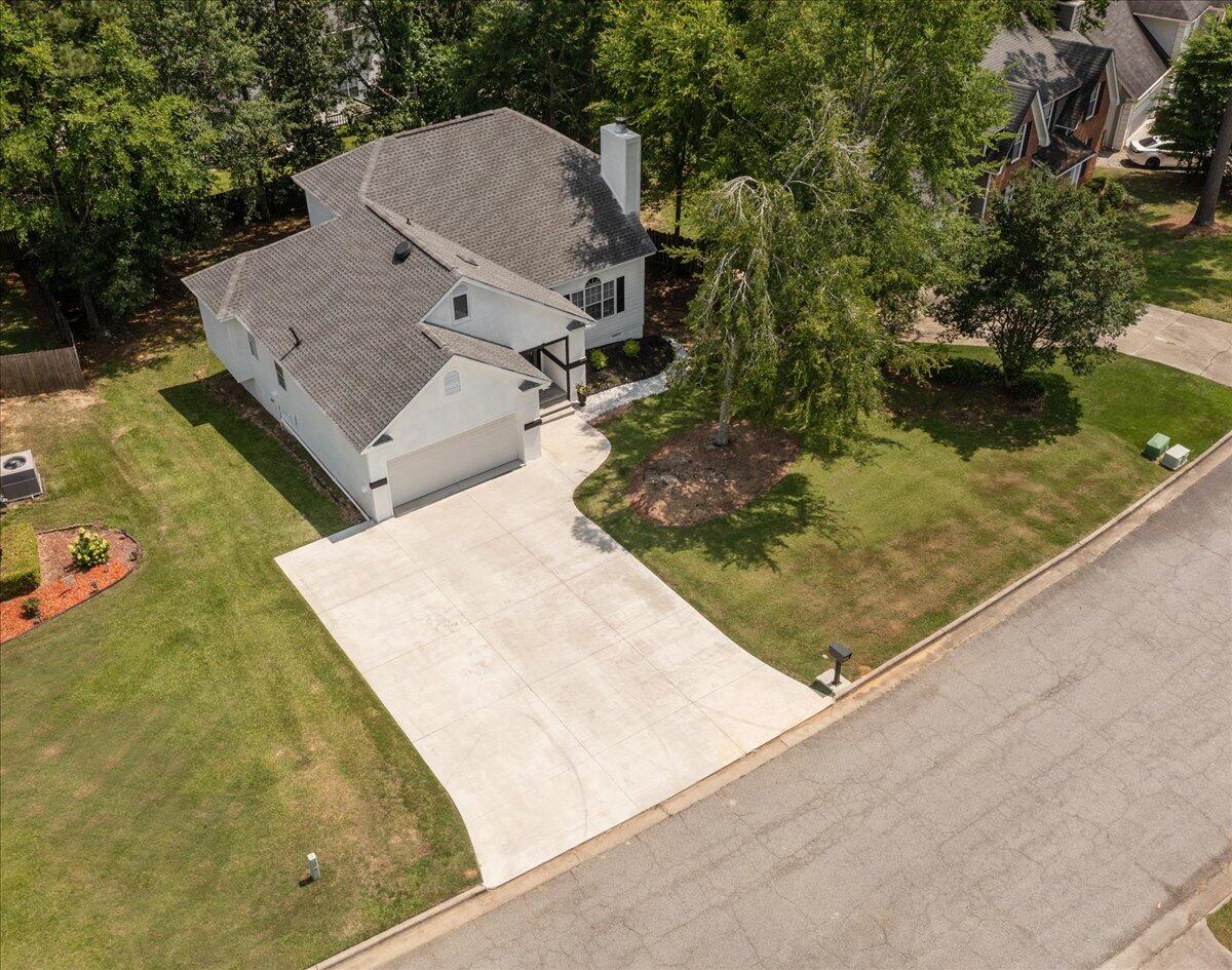 06-703 Low Meadow Drive-08