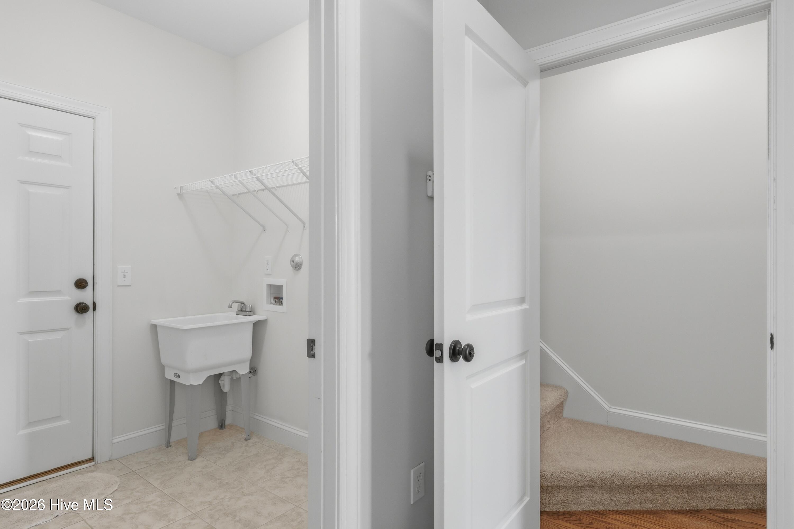 100565162 | Photo 45