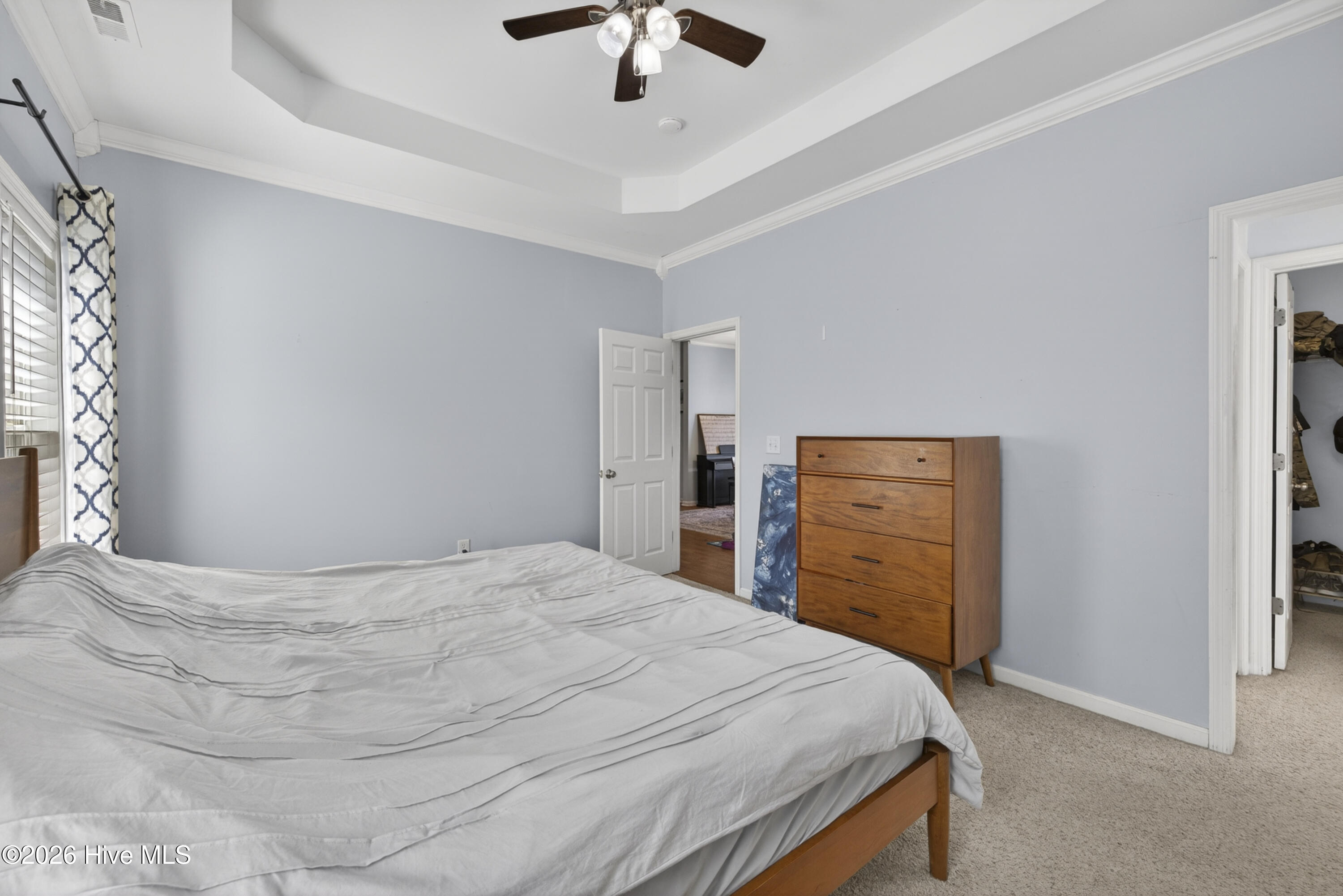 100570330 | Photo 29