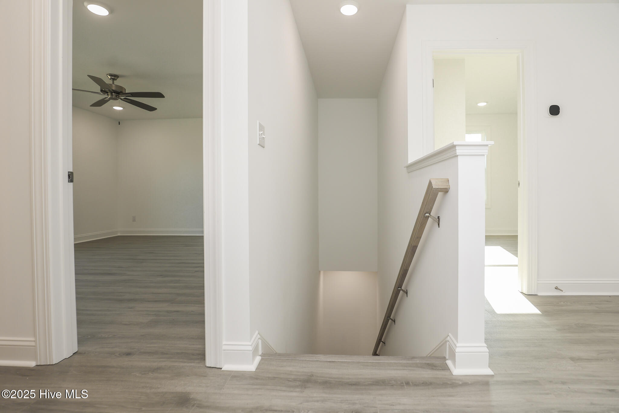 100518494 | Photo 57