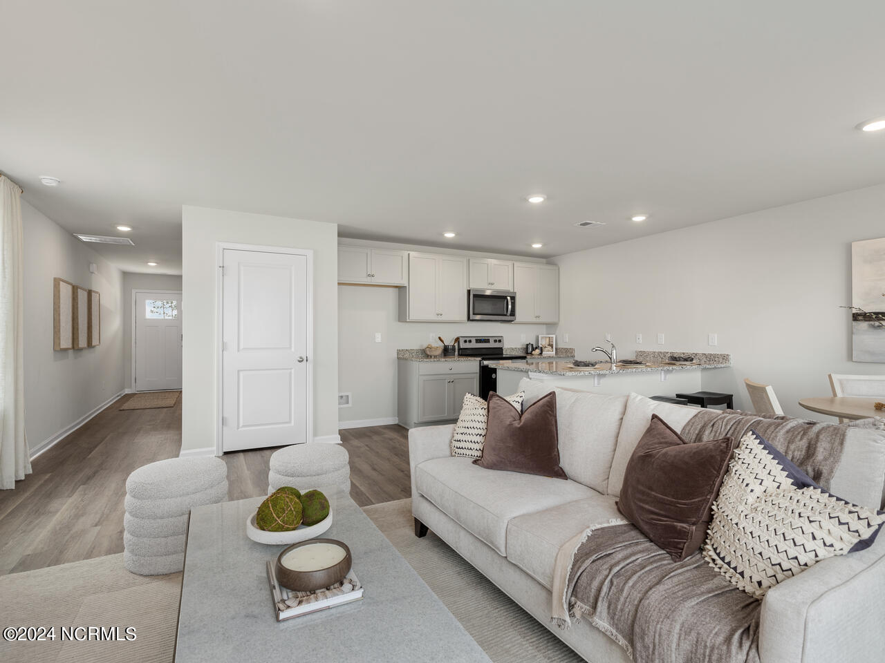 7- similar to living room and kitchen