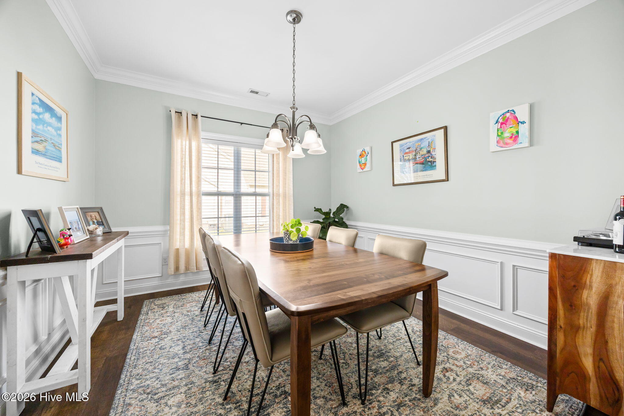 100558969 | Photo 25