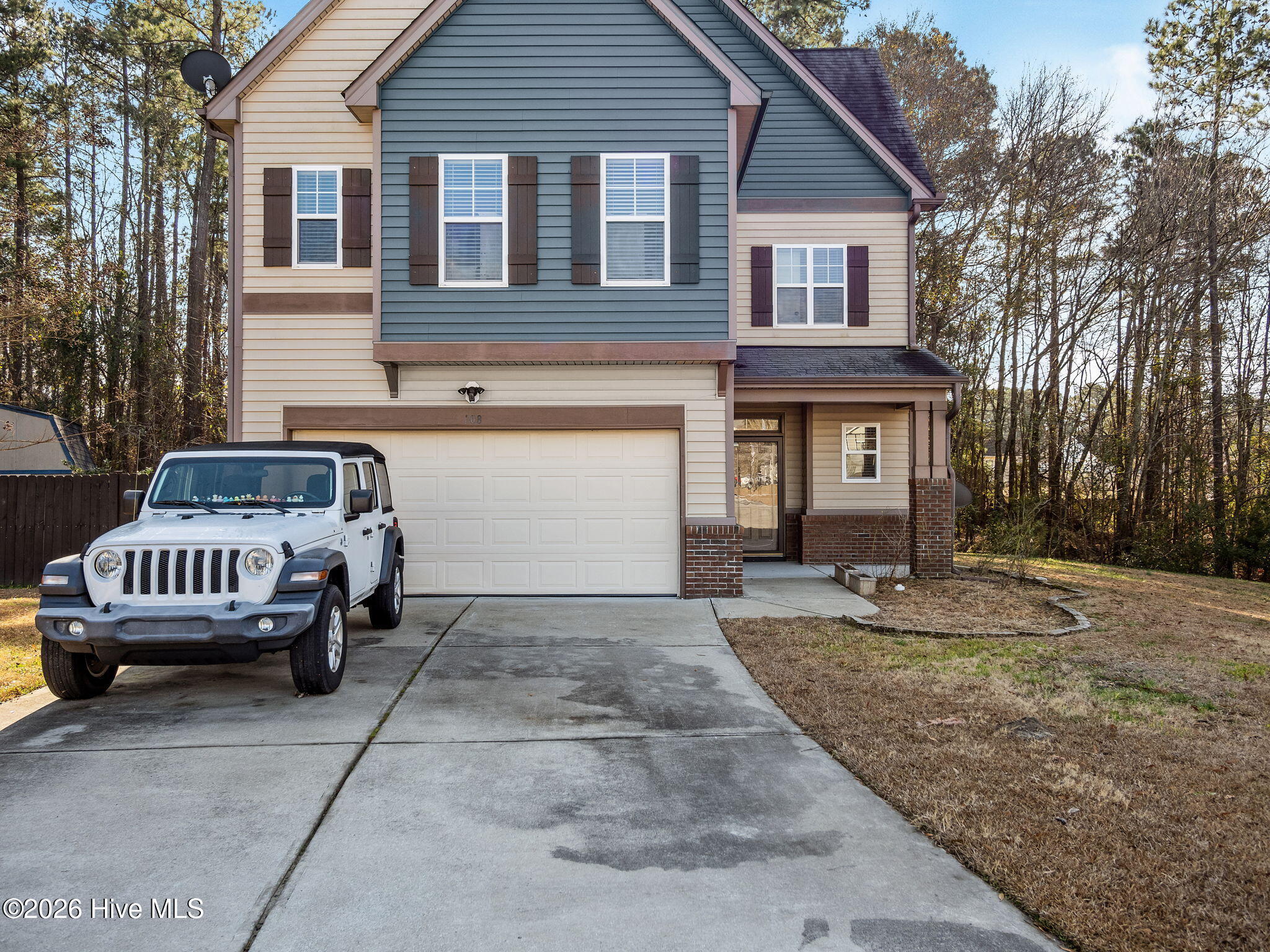 100548967 | Photo 41