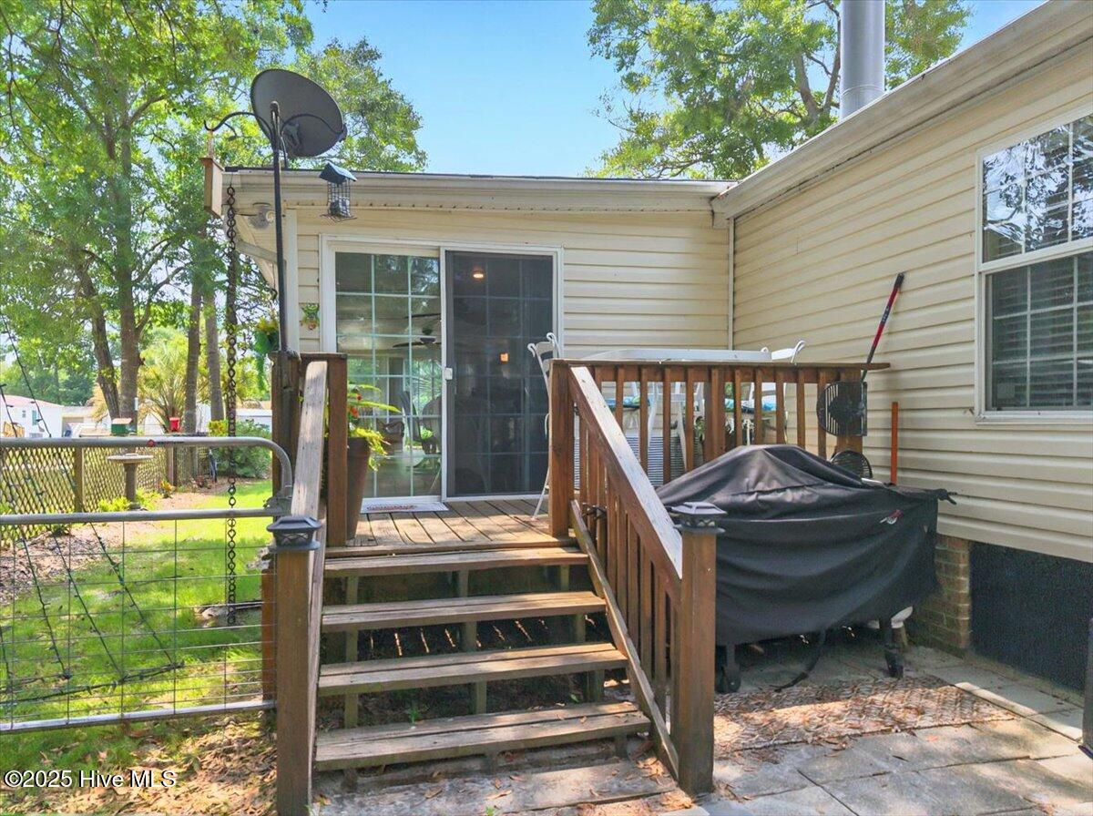 100555131 | Photo 31