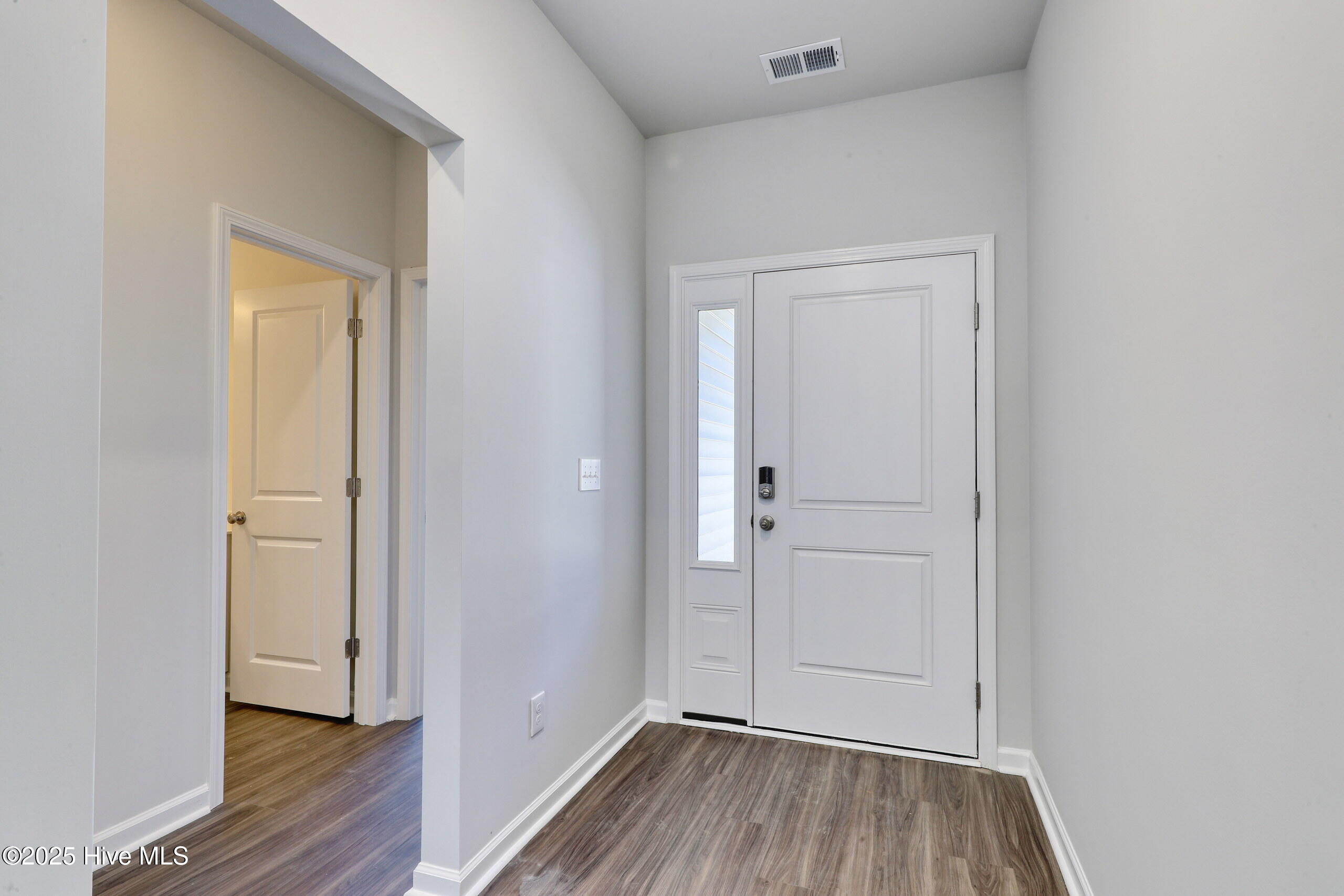 100517565 | Photo 32