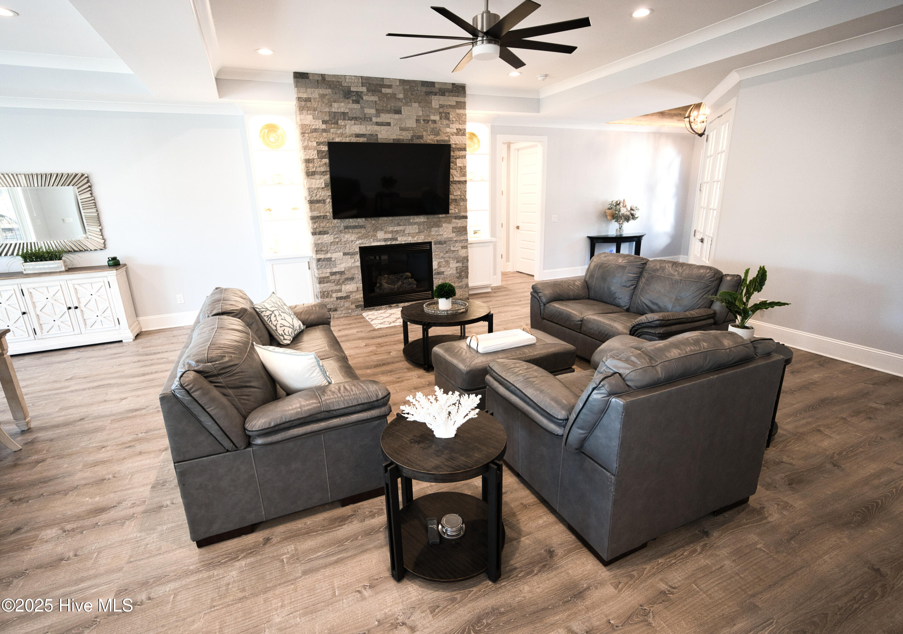 100546521 | Photo 29