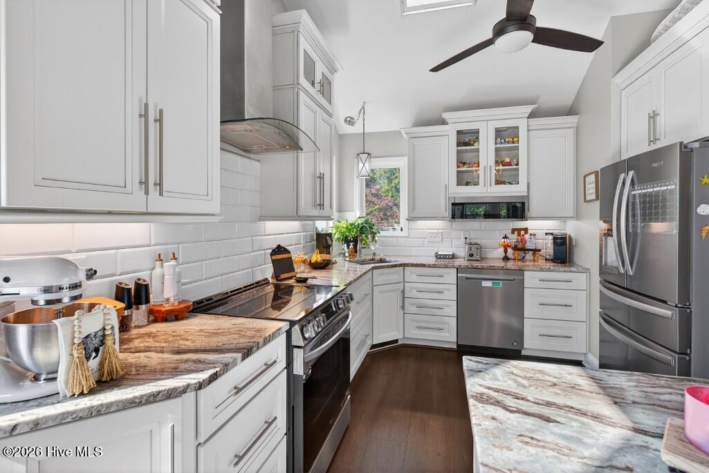 312 Channel Run Drive, New Bern, NC, 28562