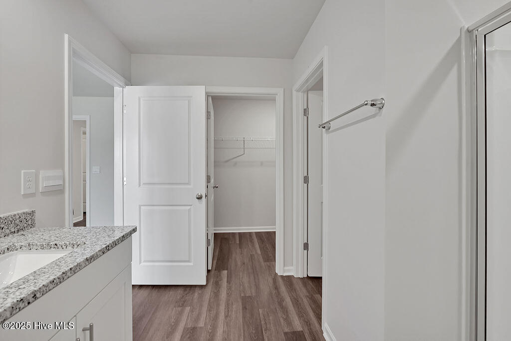 100546498 | Photo 22