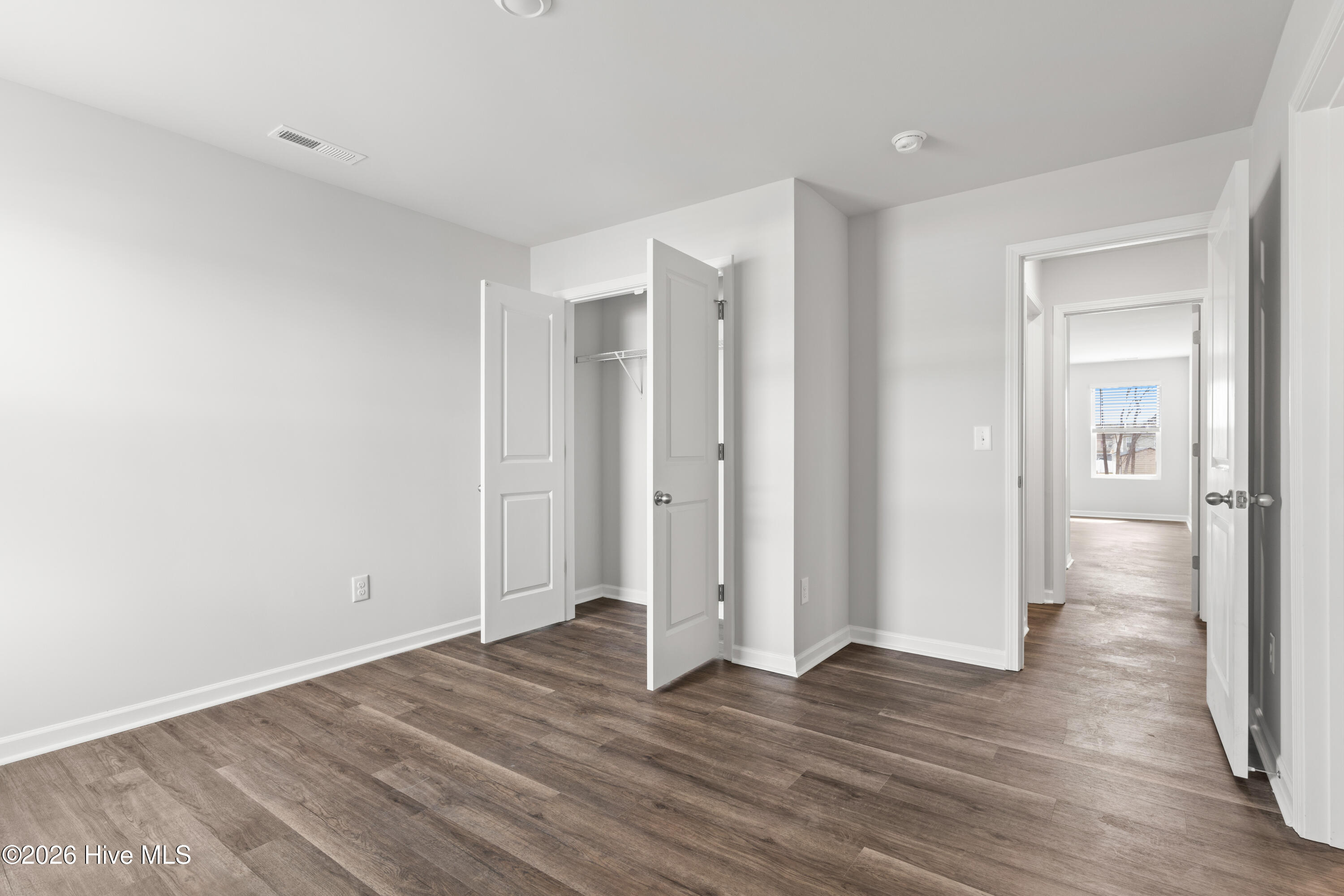 100538975 | Photo 34