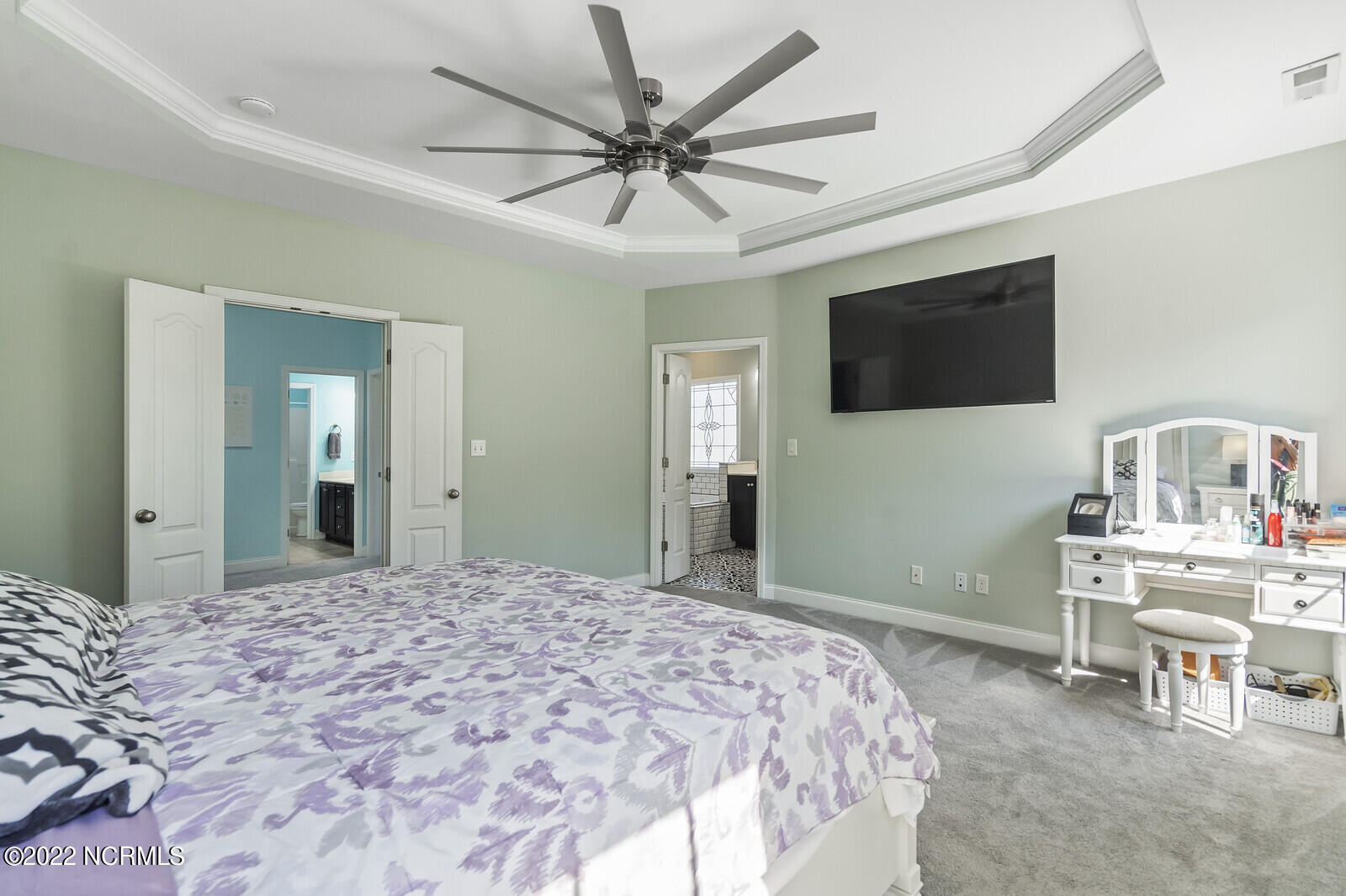 100556304 | Photo 34