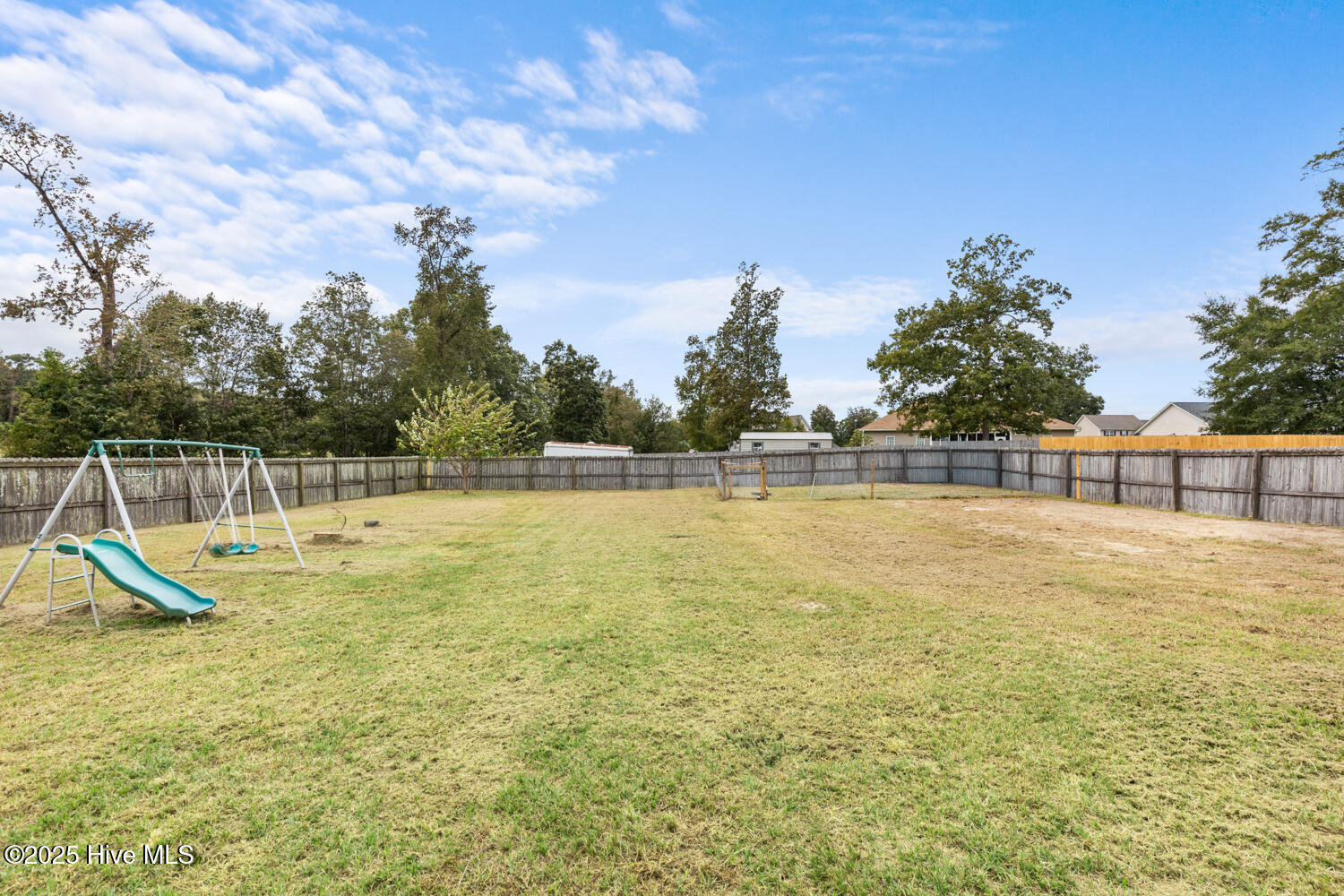 100535732 | Photo 43