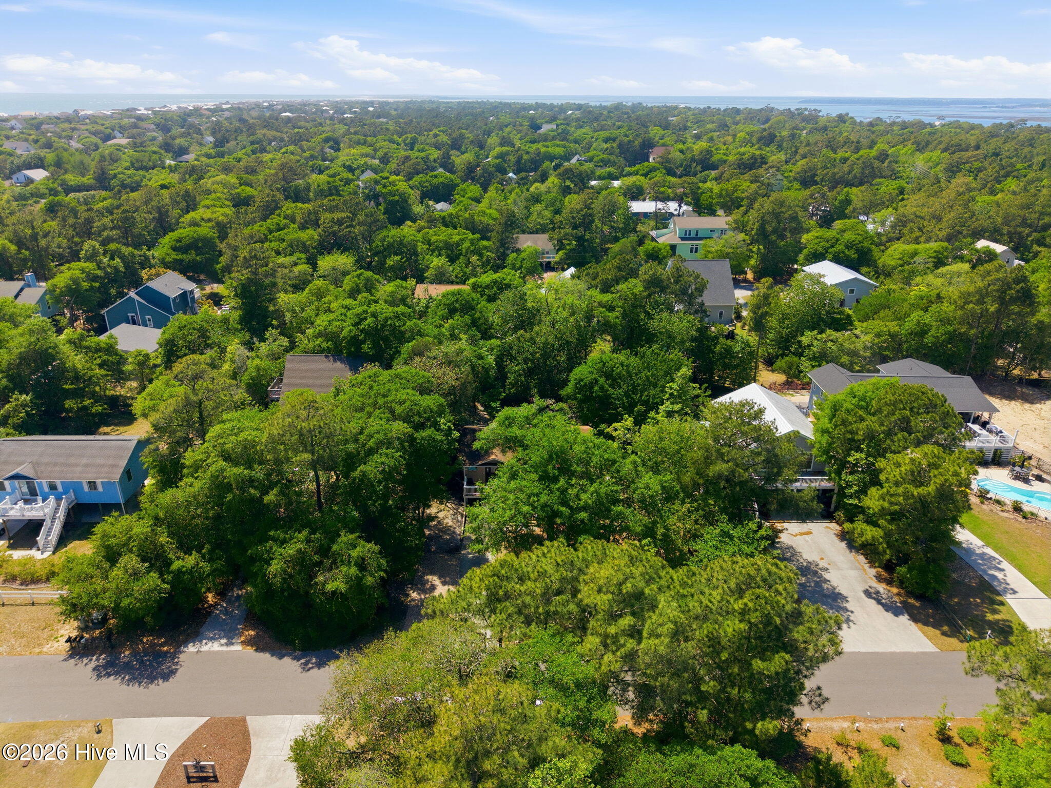 100569426 | Photo 22