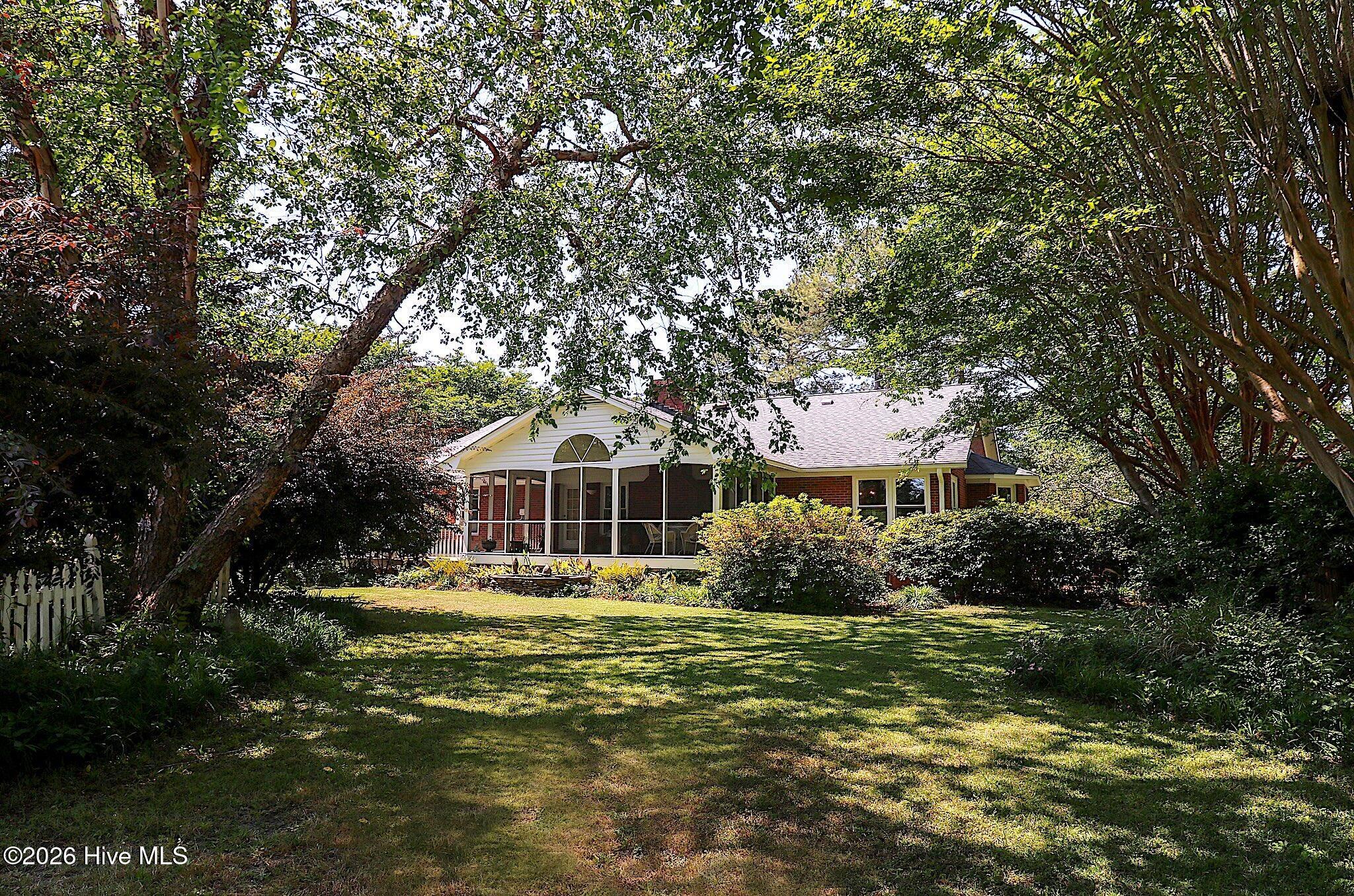 100569674 | Photo 33