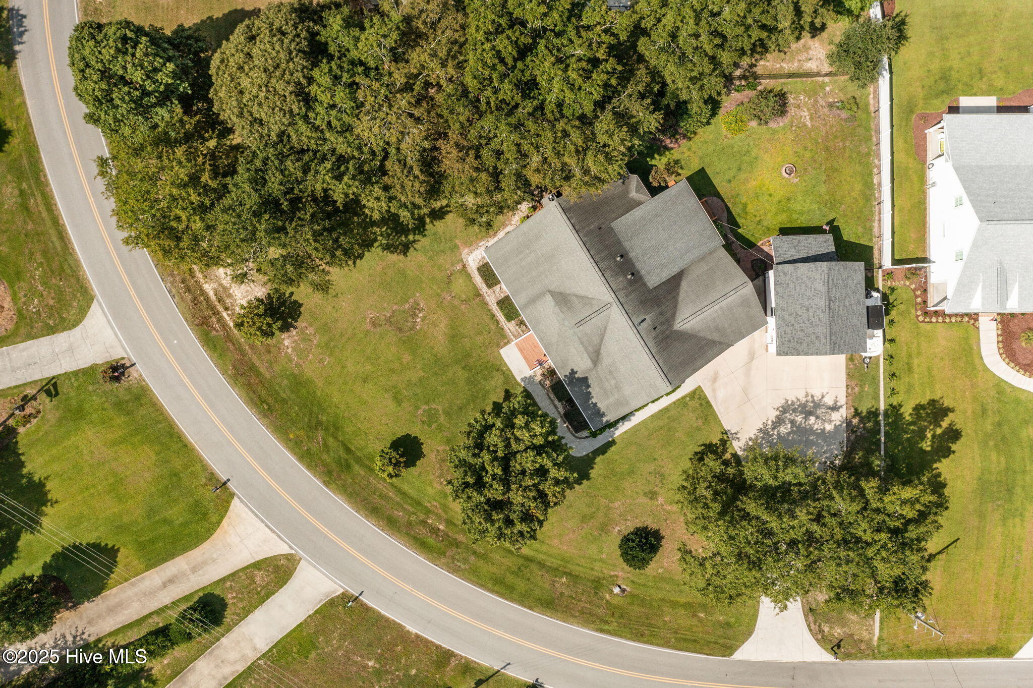 100531854 | Photo 40