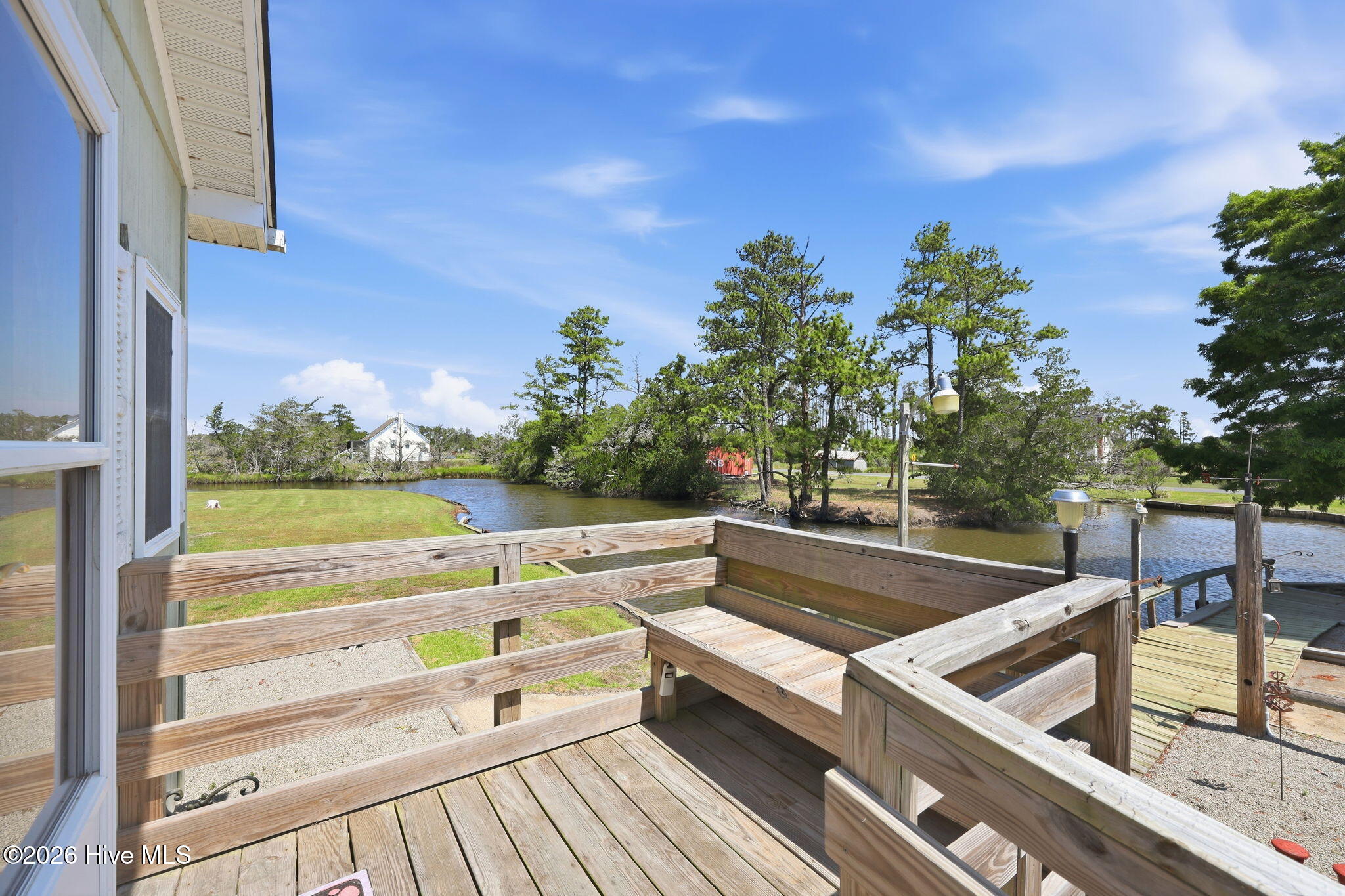 1556 Front Porch