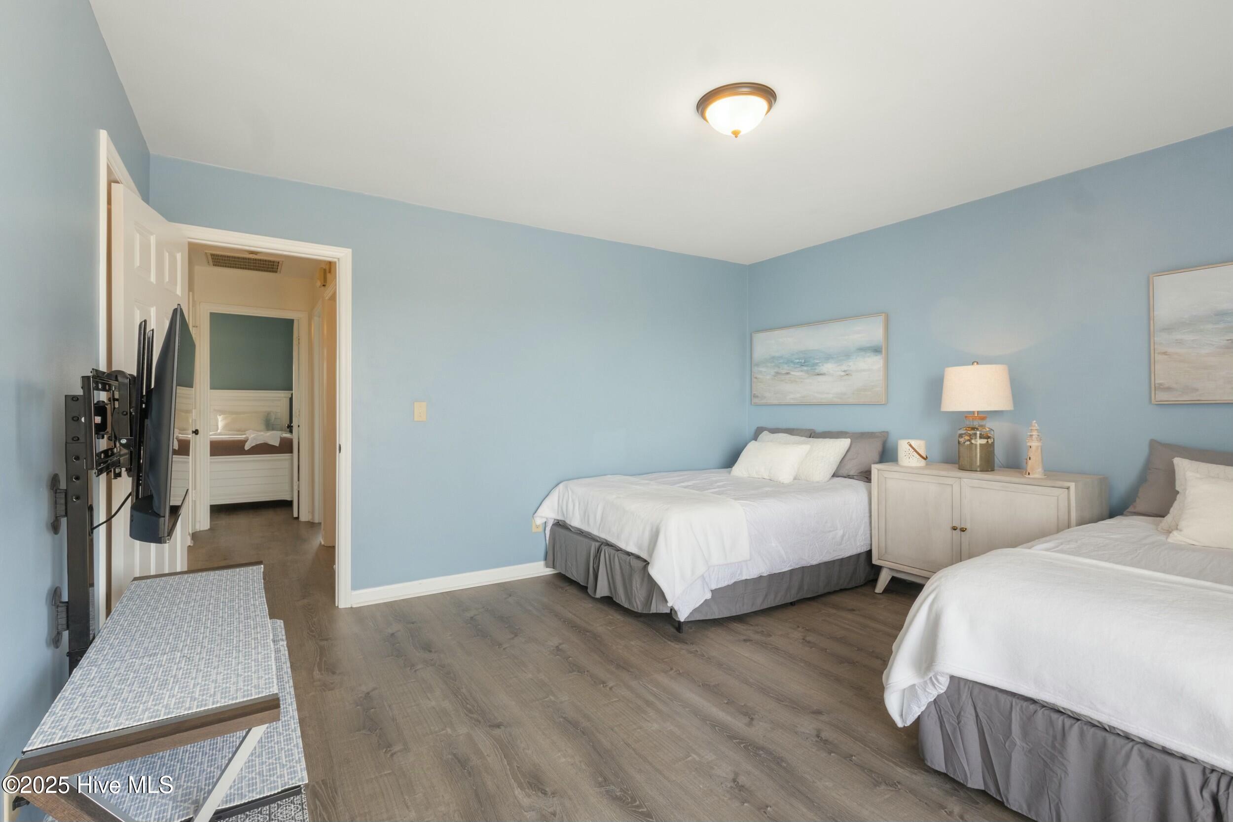 100552932 | Photo 19